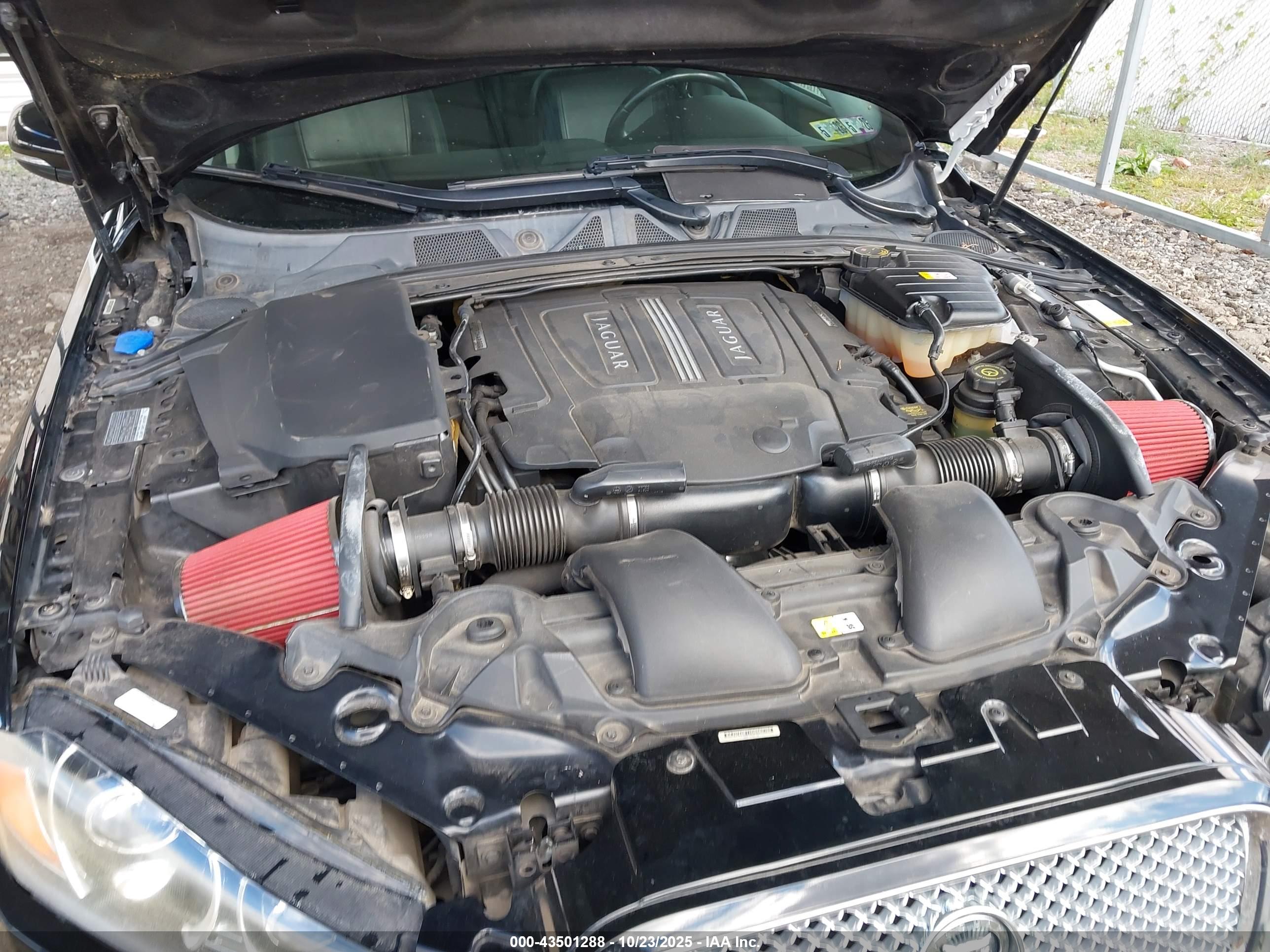 JAGUAR XF image 6