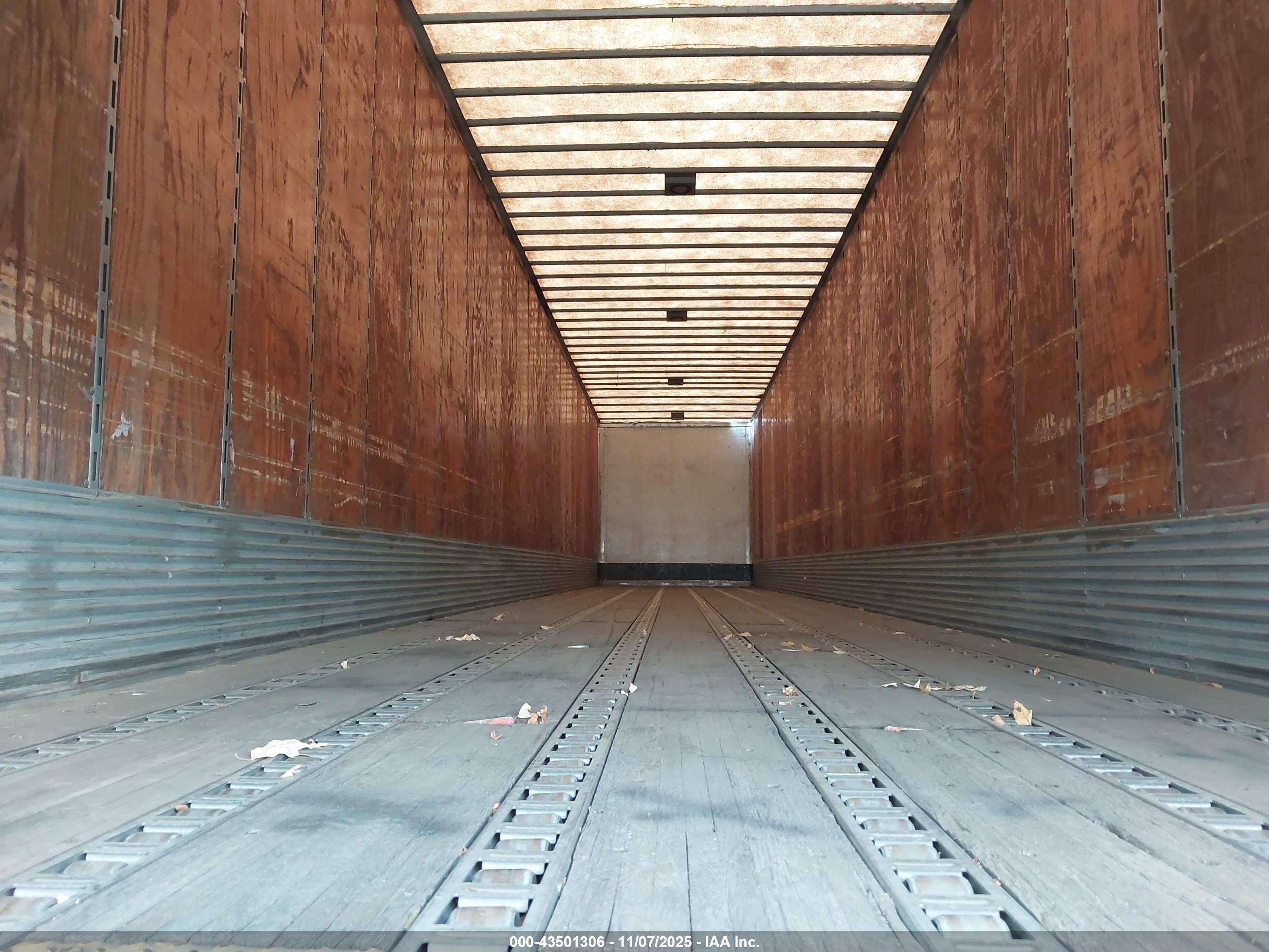 WABASH NATIONAL image 8