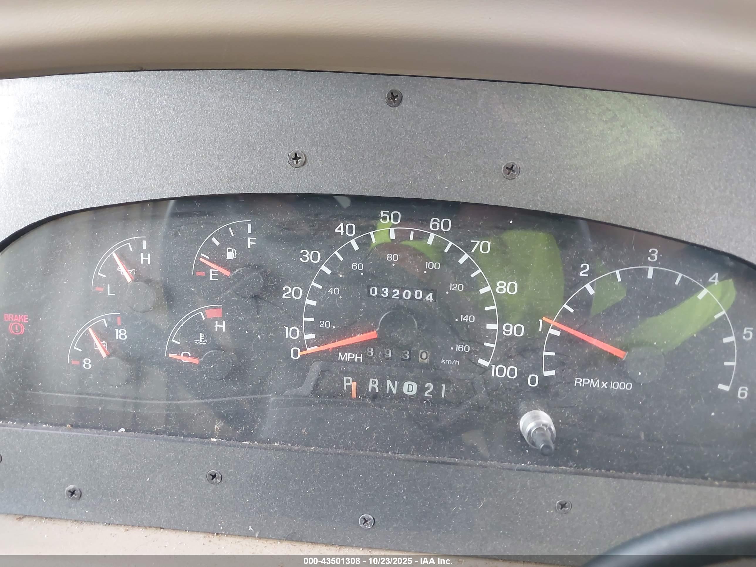 FORD F550 image 7