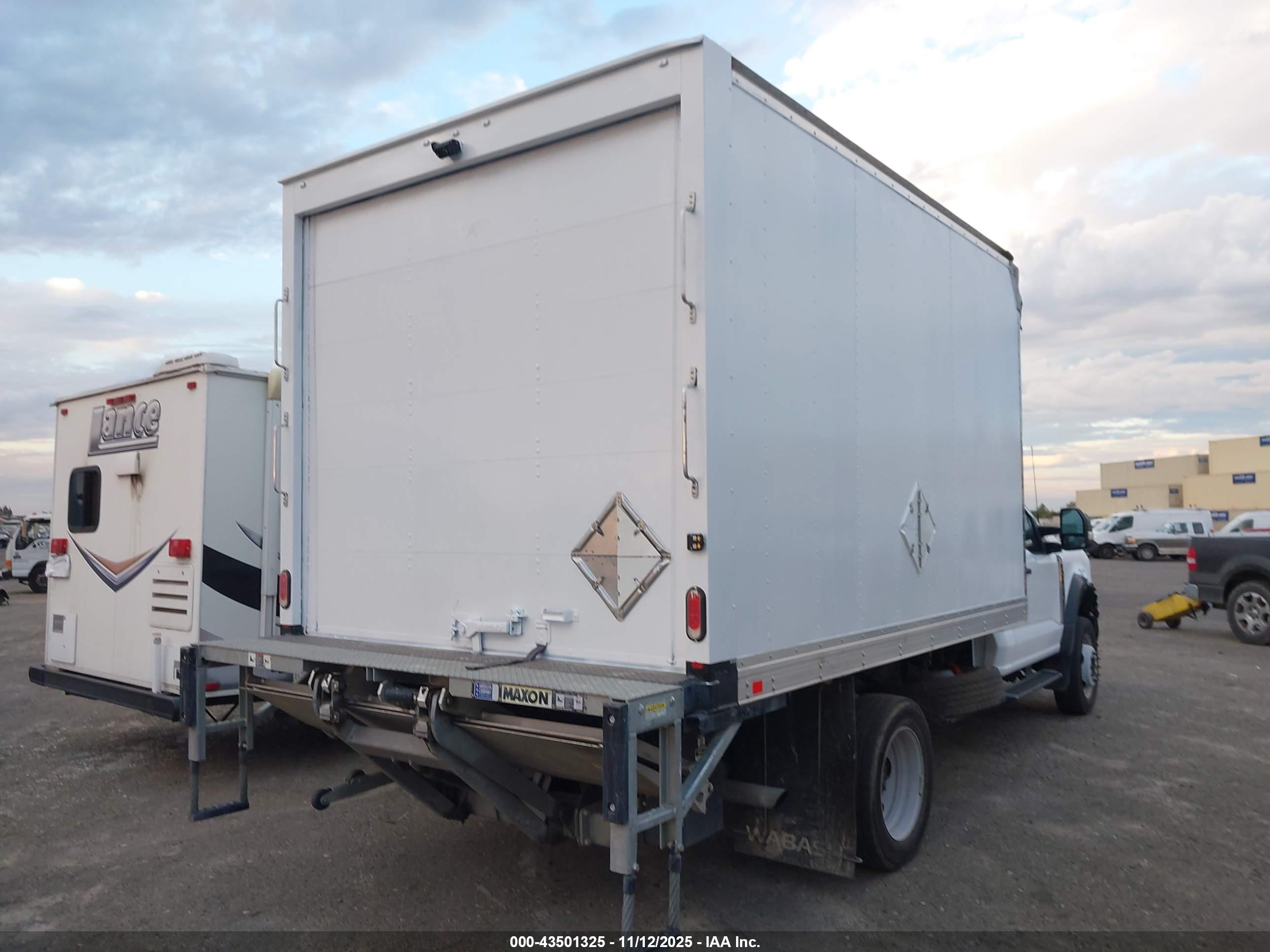 FORD F-450 image 4