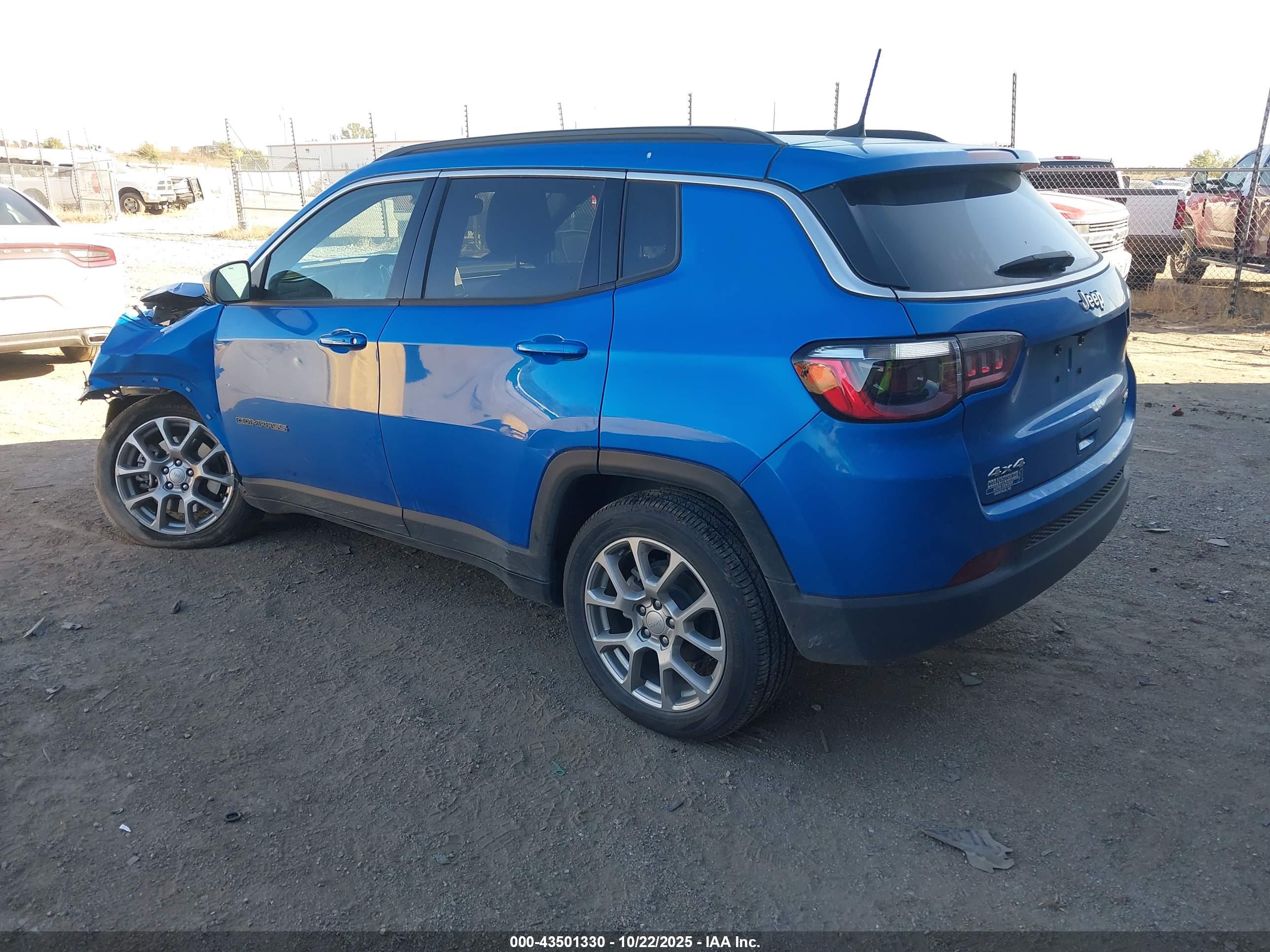 JEEP COMPASS image 3