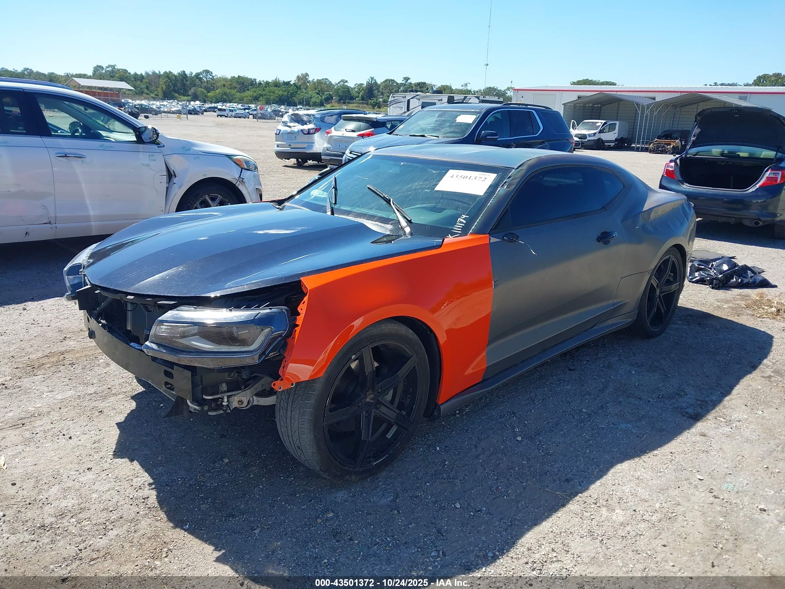 CHEVROLET CAMARO image 2