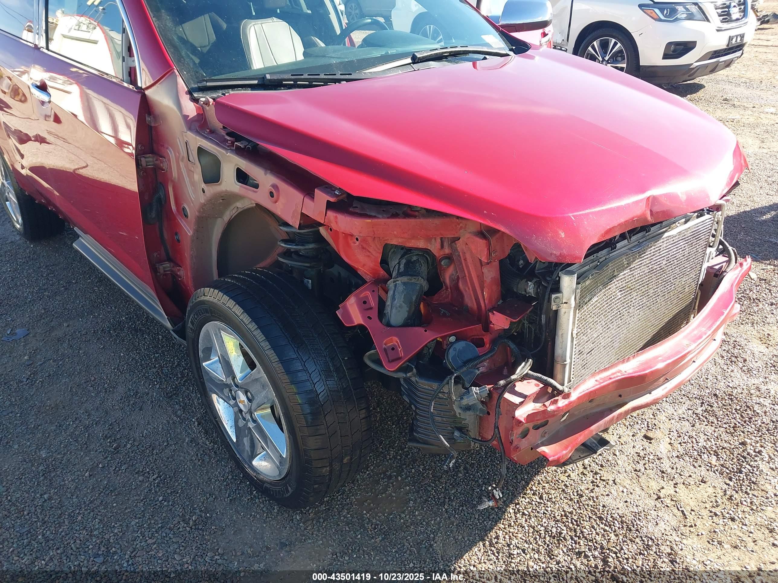CHEVROLET EQUINOX image 6