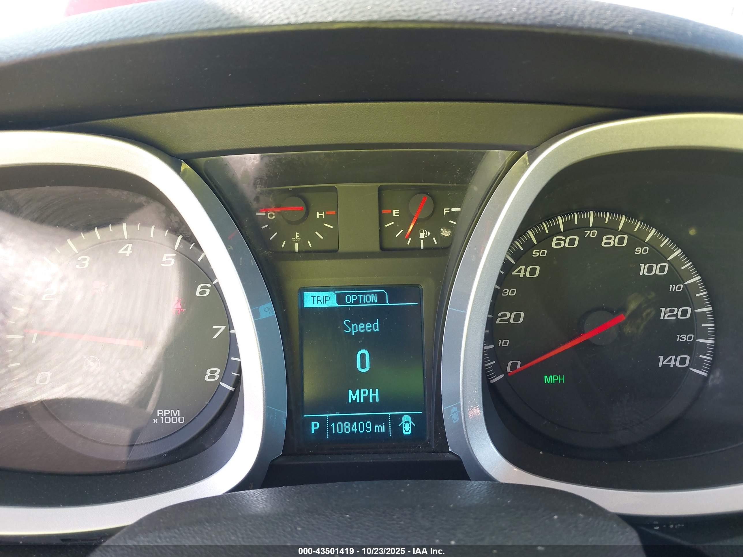 CHEVROLET EQUINOX image 7