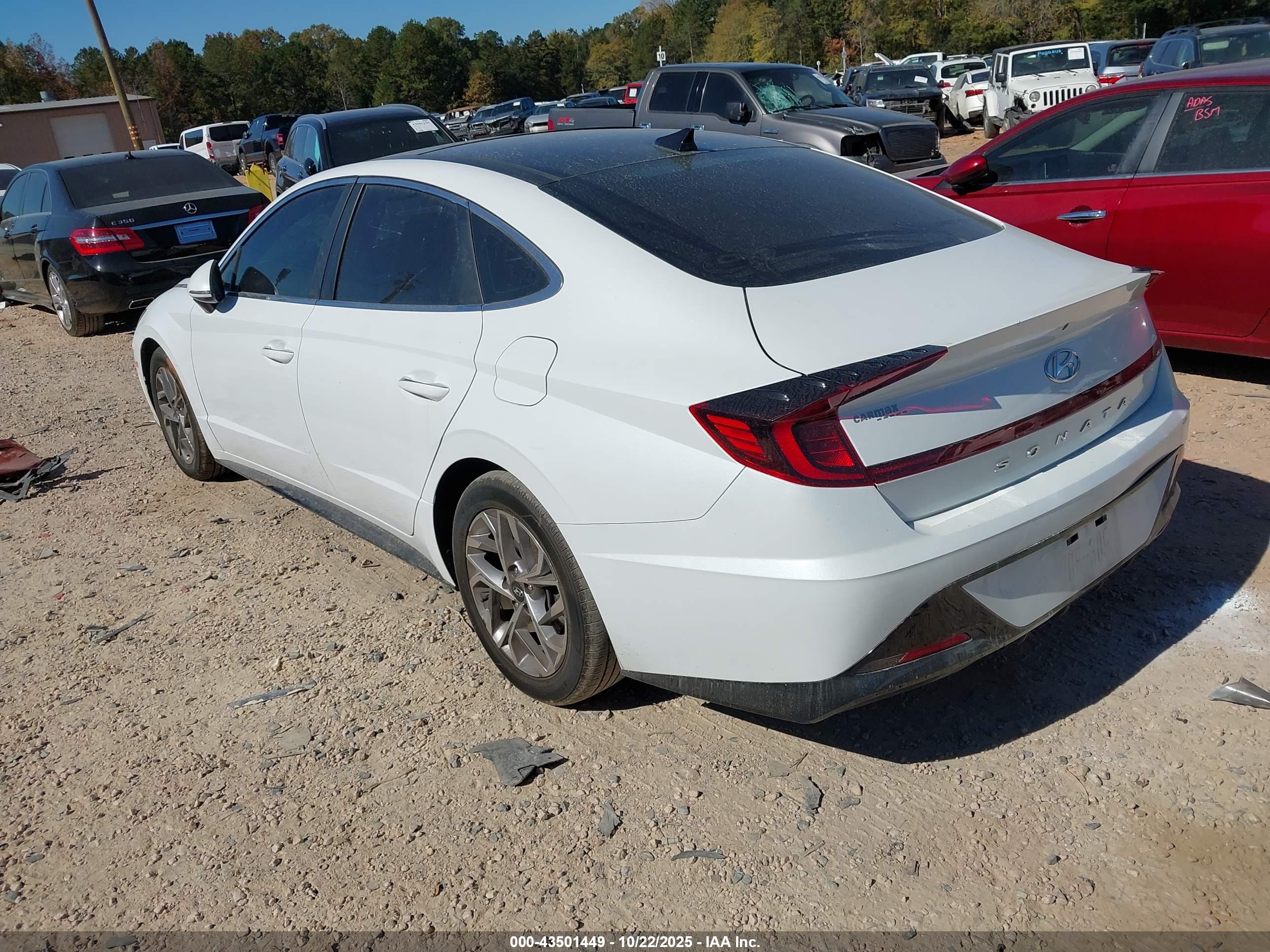 HYUNDAI SONATA image 3