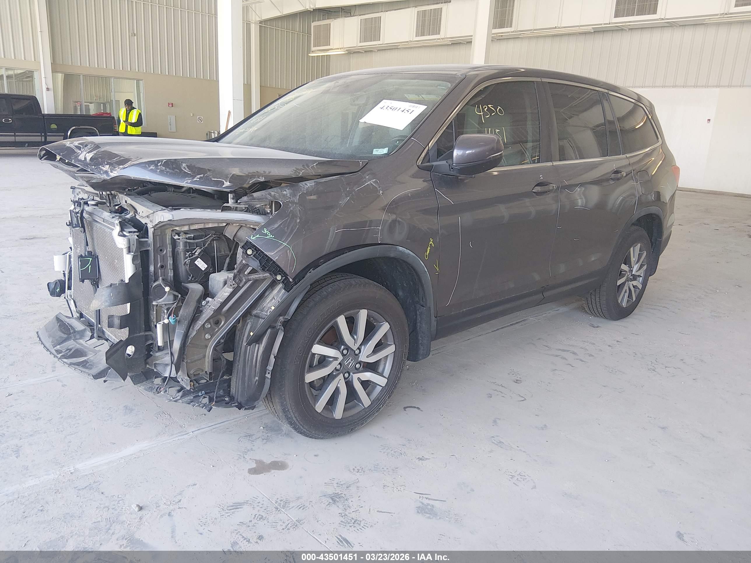 HONDA PILOT image 2
