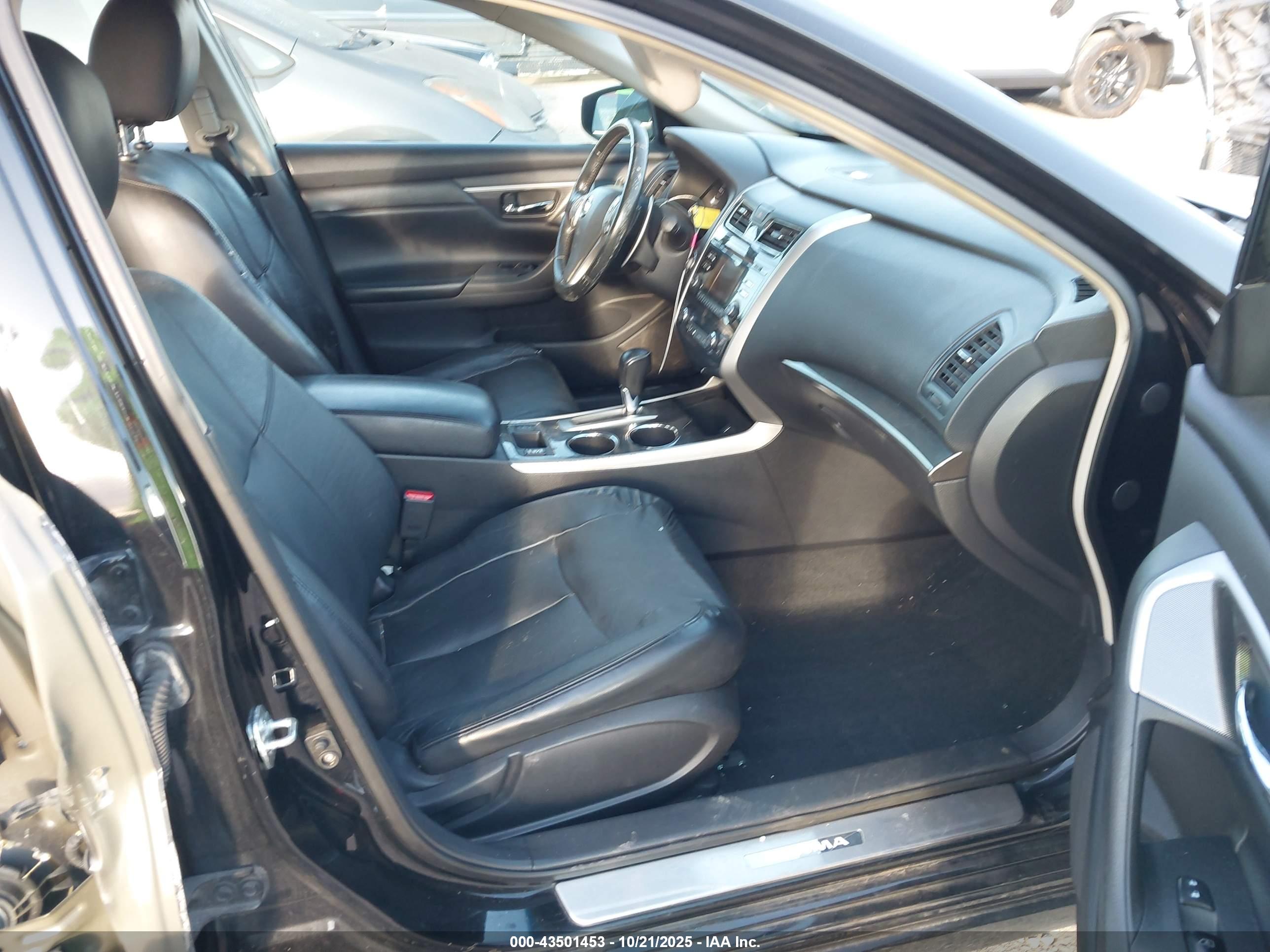 NISSAN ALTIMA image 5