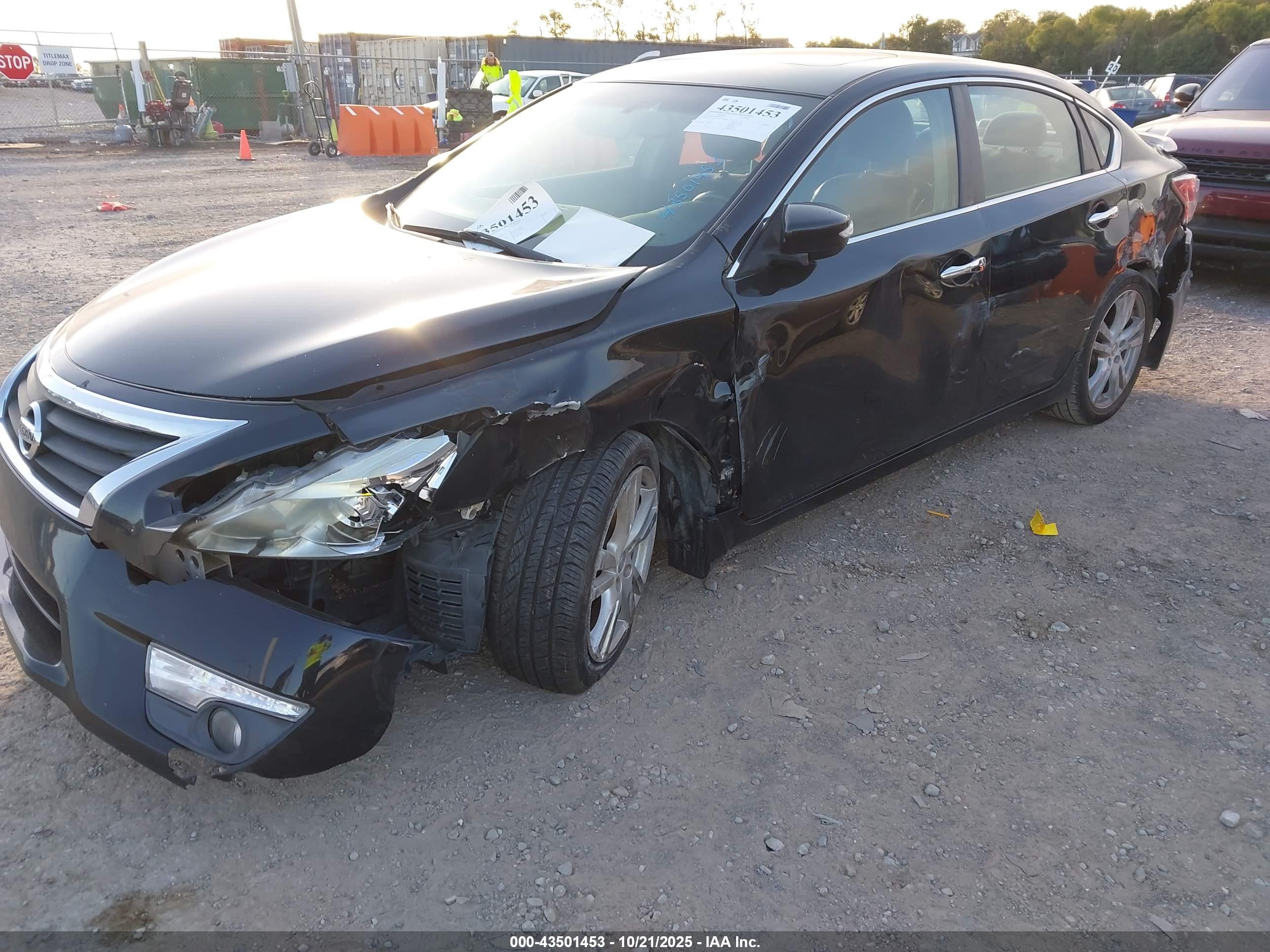 NISSAN ALTIMA image 6