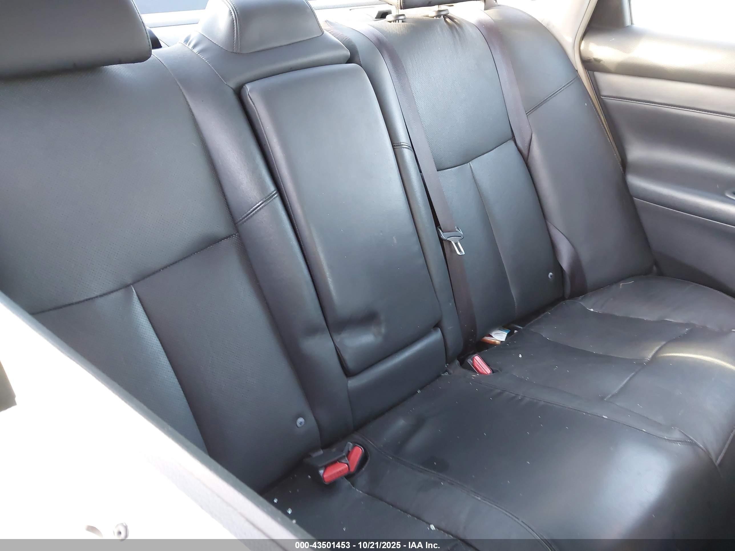 NISSAN ALTIMA image 8
