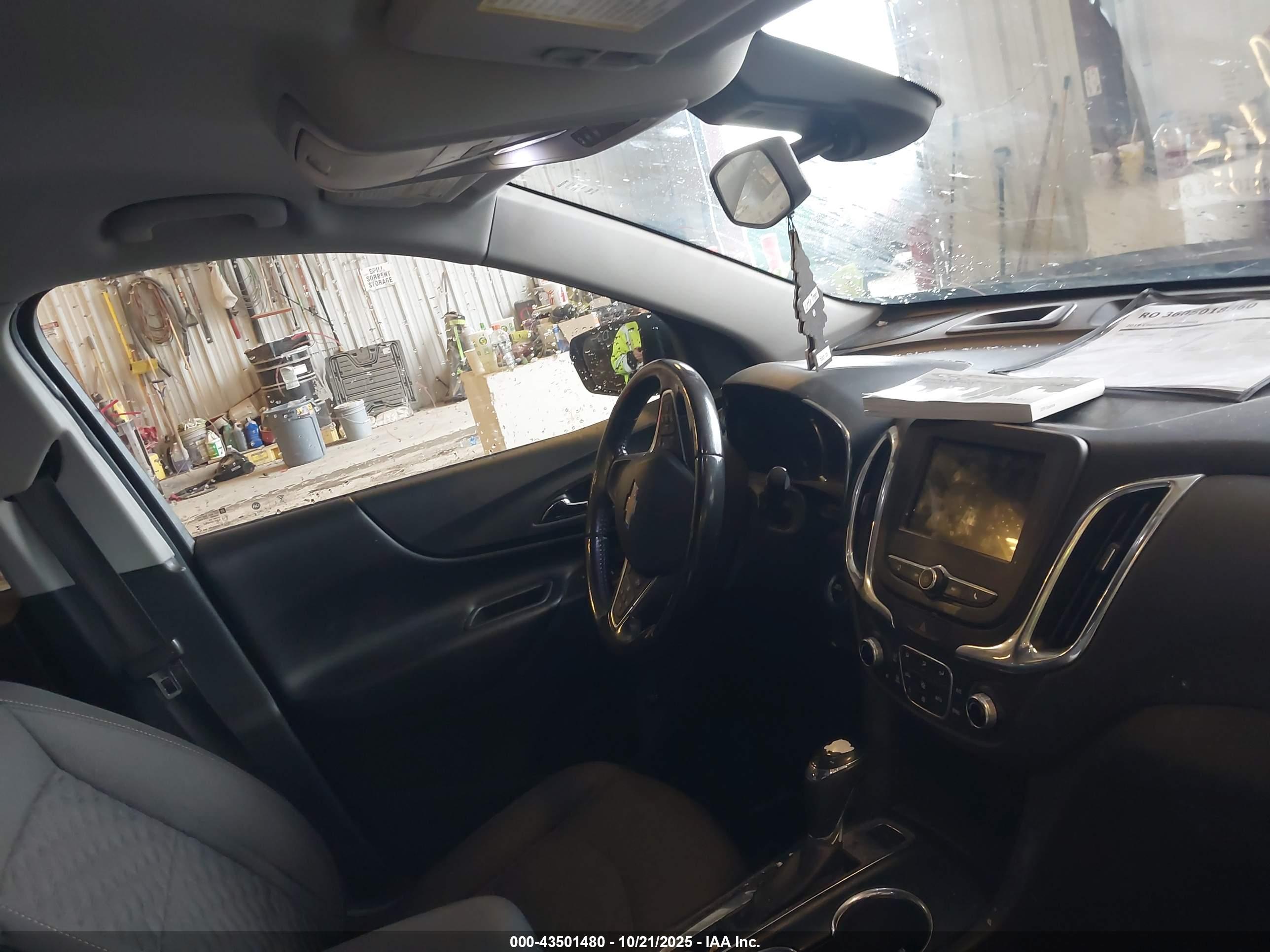 CHEVROLET EQUINOX image 5