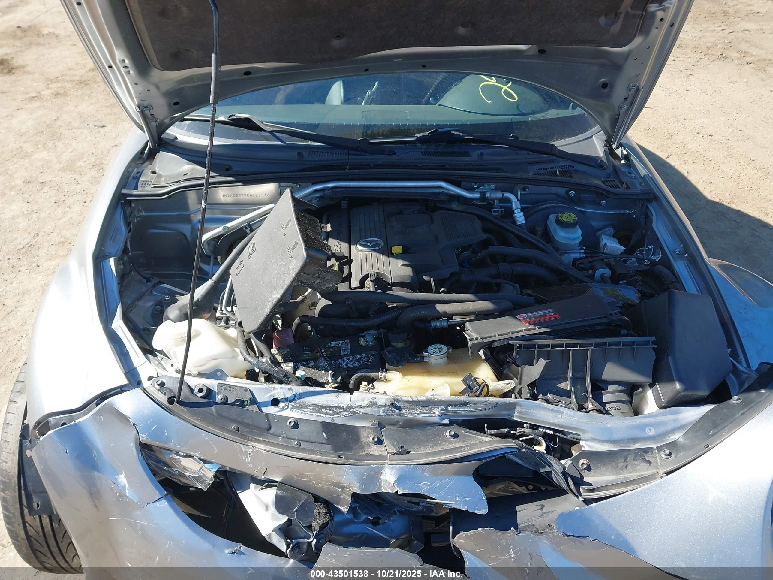 MAZDA MX-5 image 10