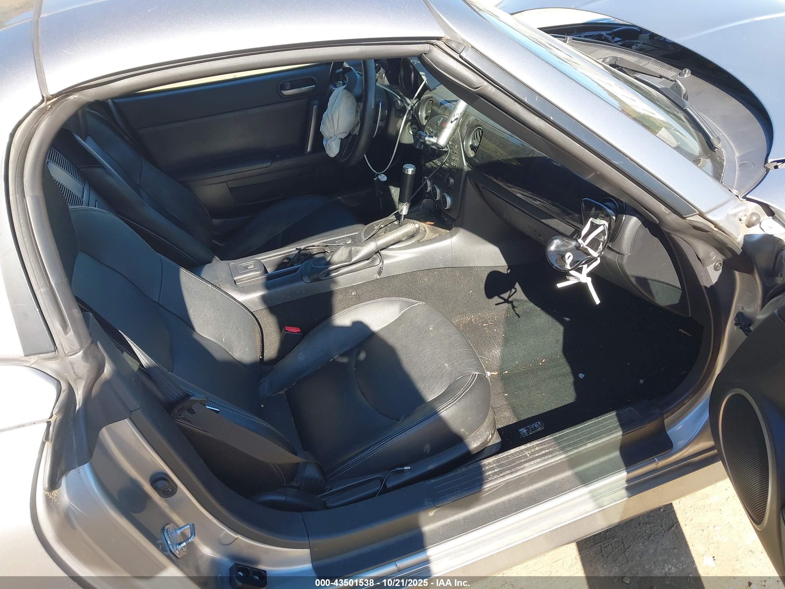 MAZDA MX-5 image 5