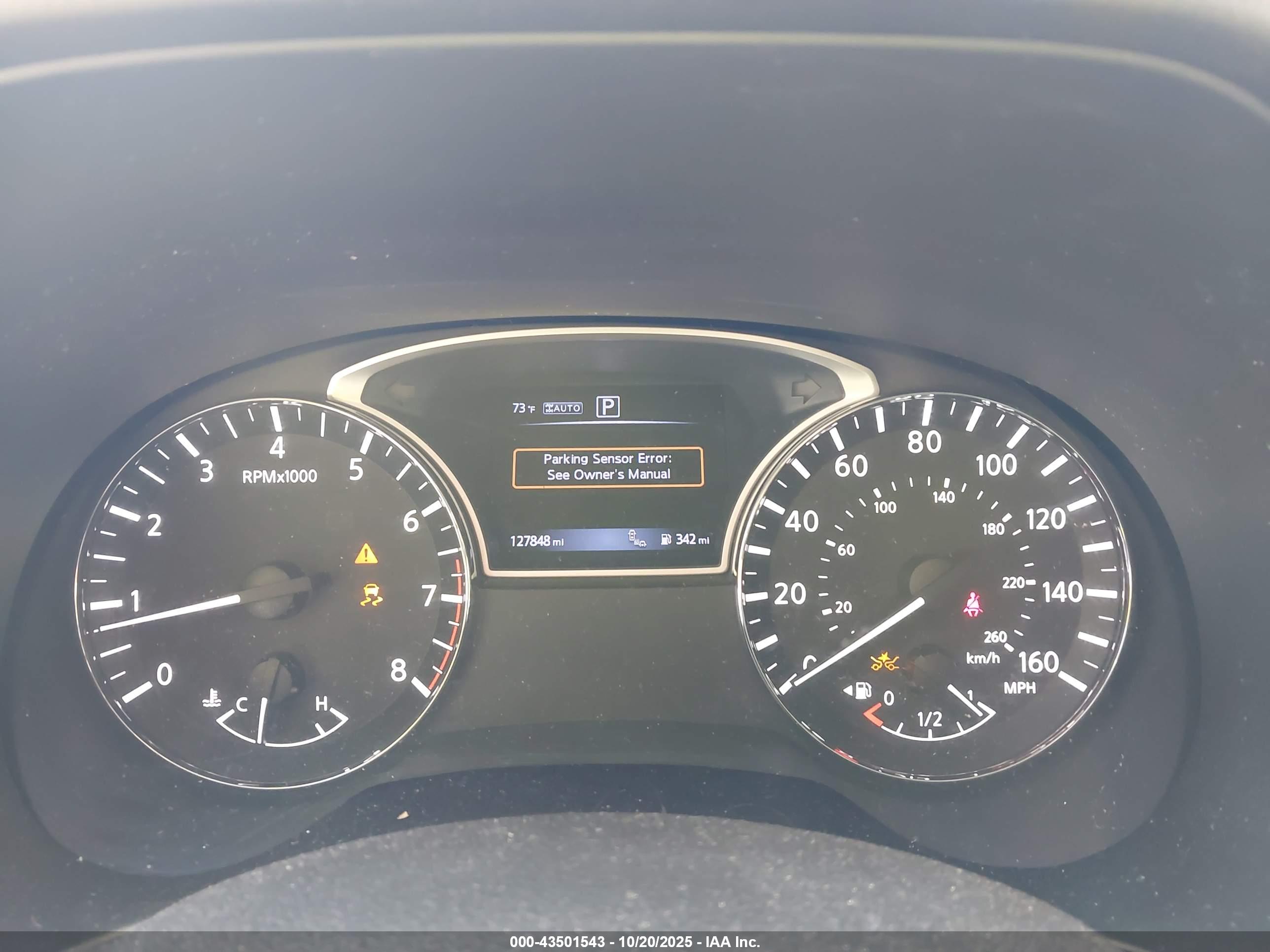NISSAN PATHFINDER image 7