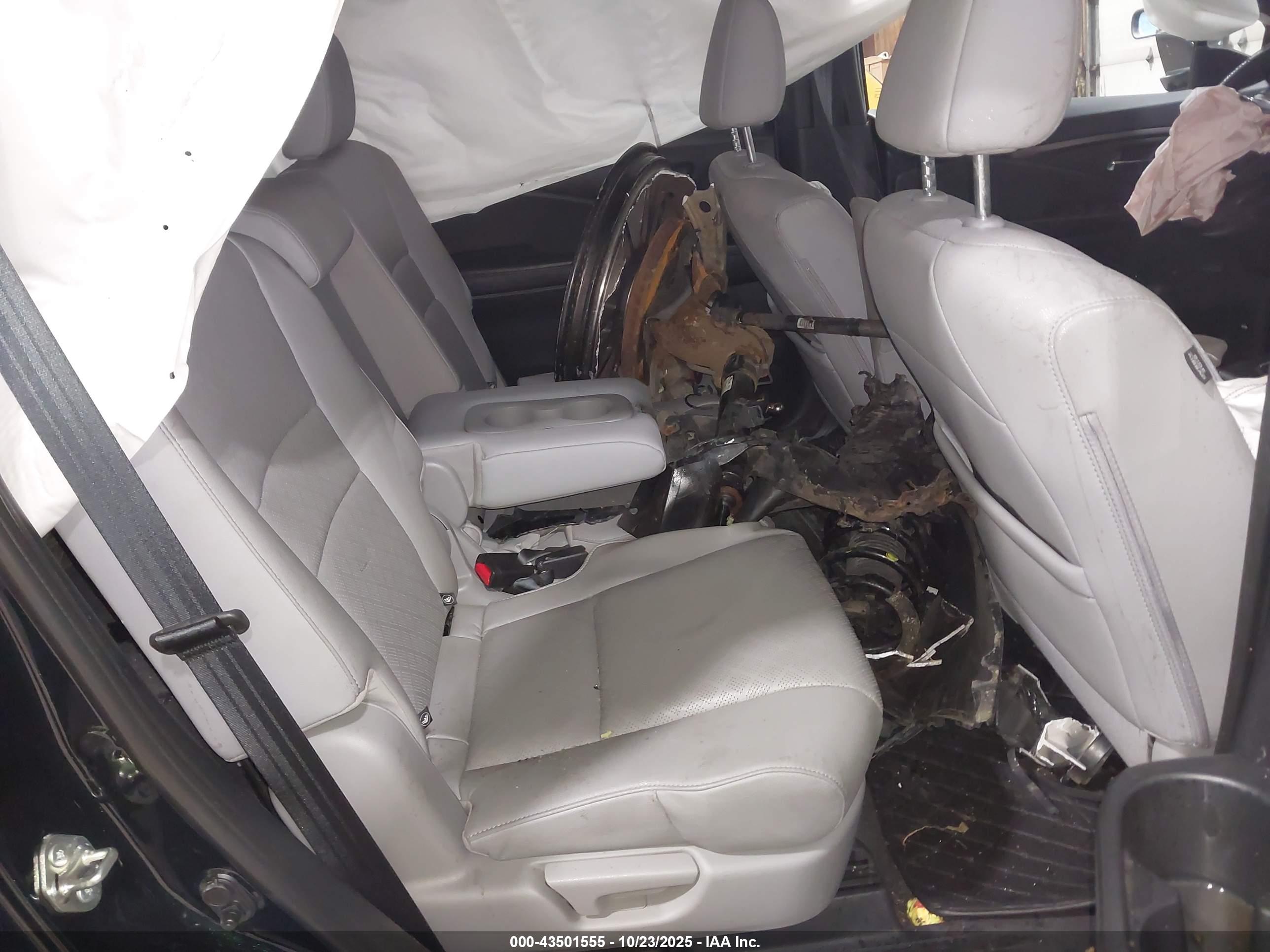 HONDA PASSPORT image 8