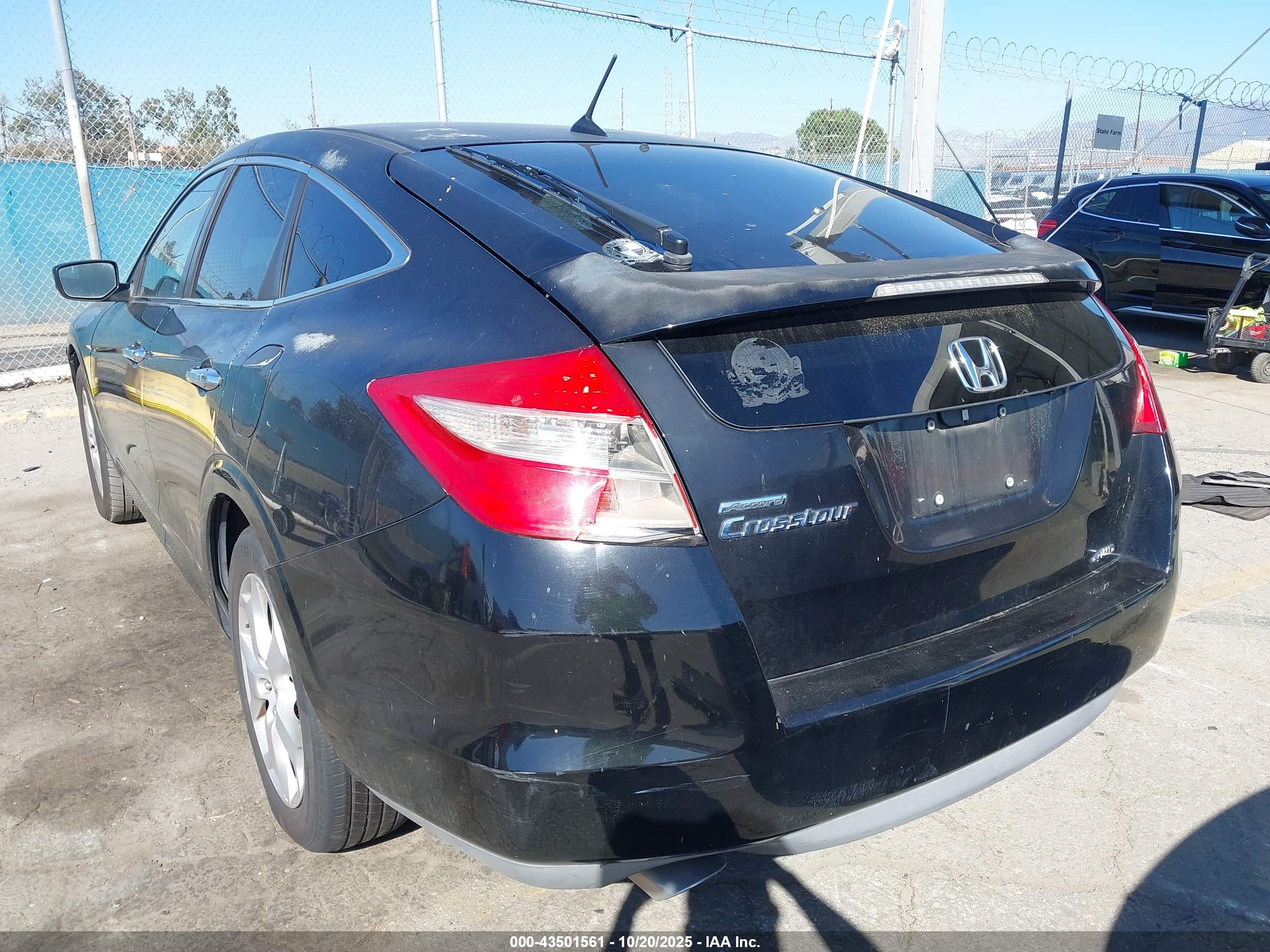 HONDA ACCORD image 3