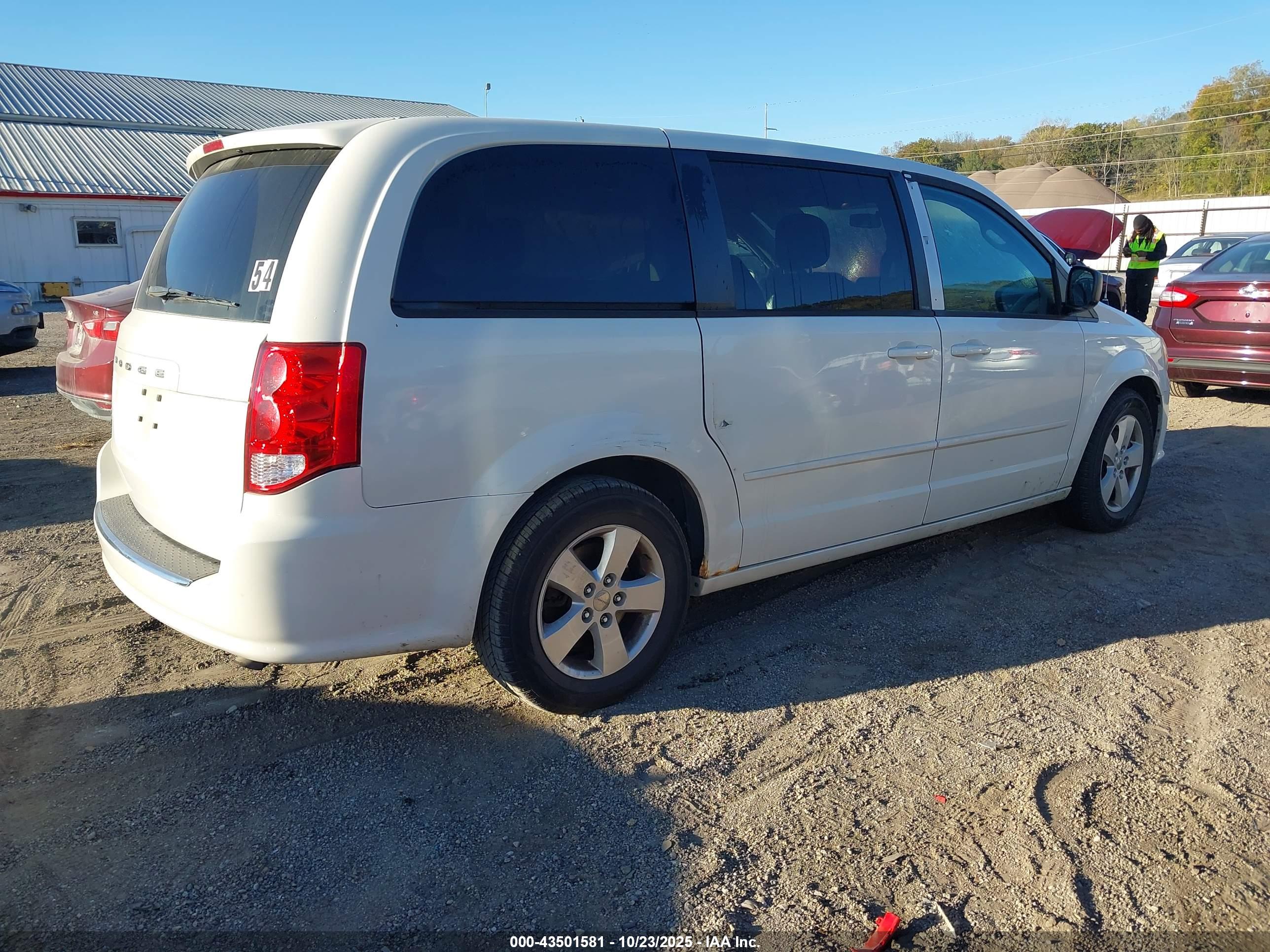 DODGE GRAND image 4