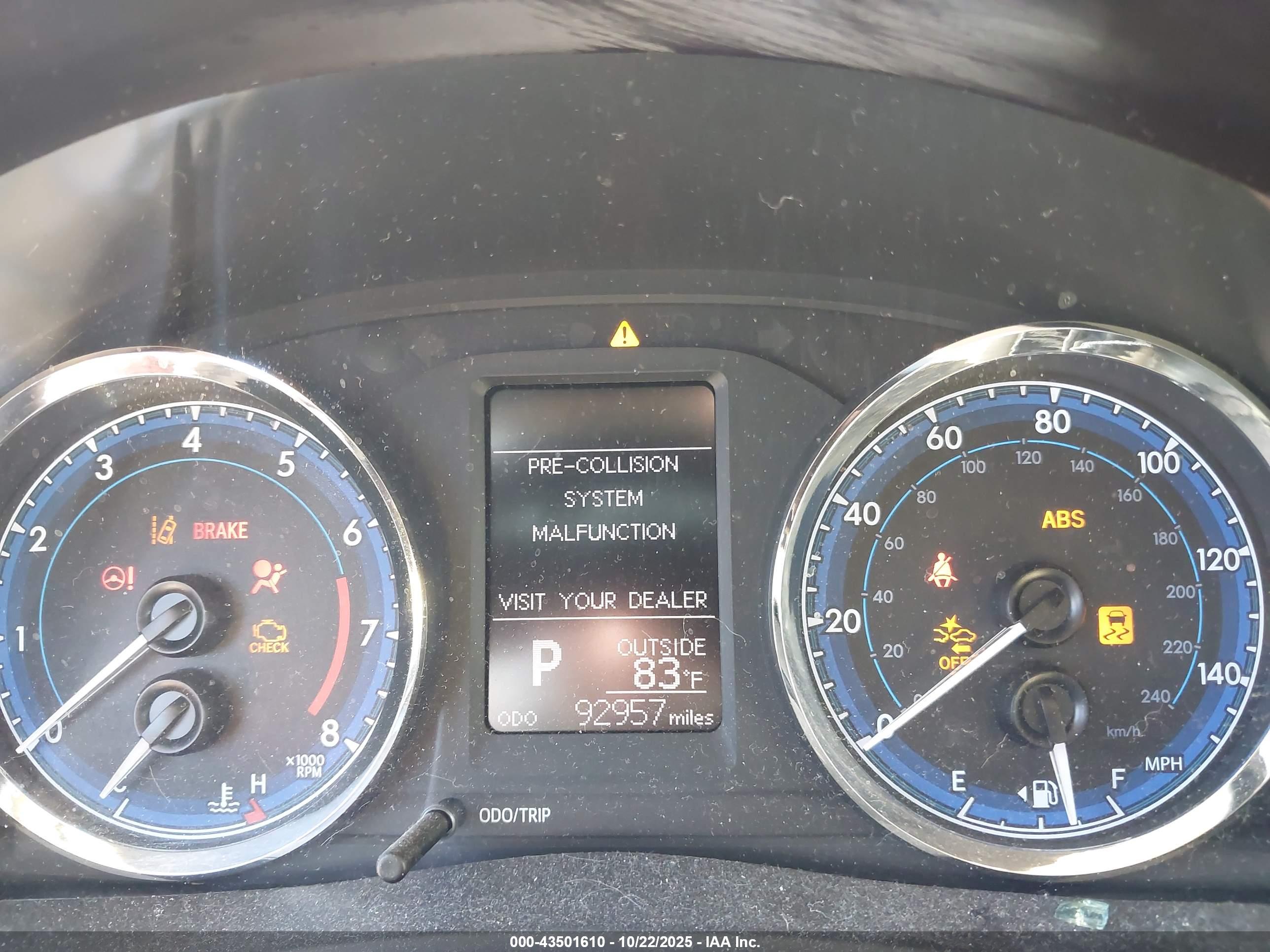 TOYOTA COROLLA image 7