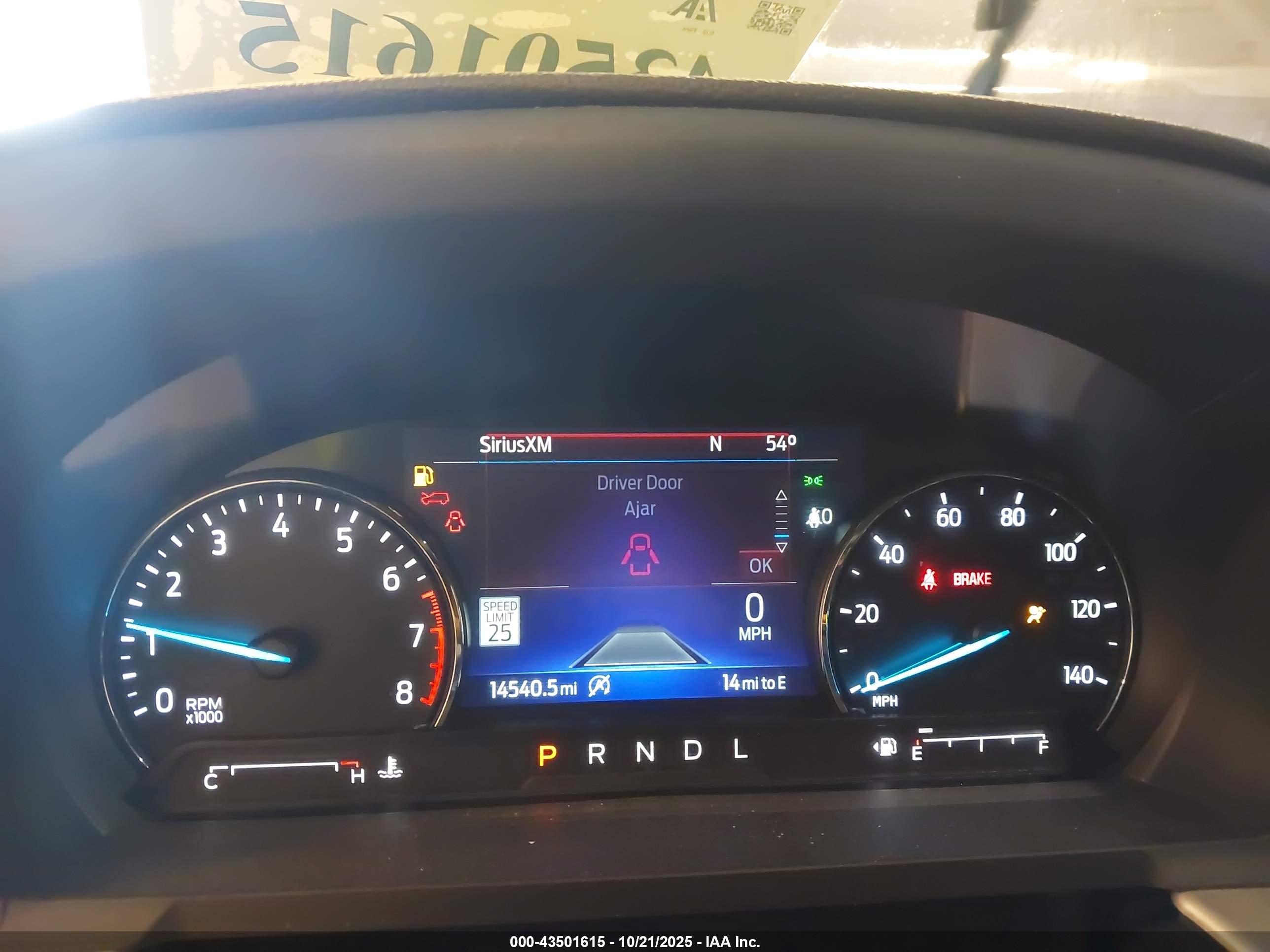 FORD EXPLORER image 7