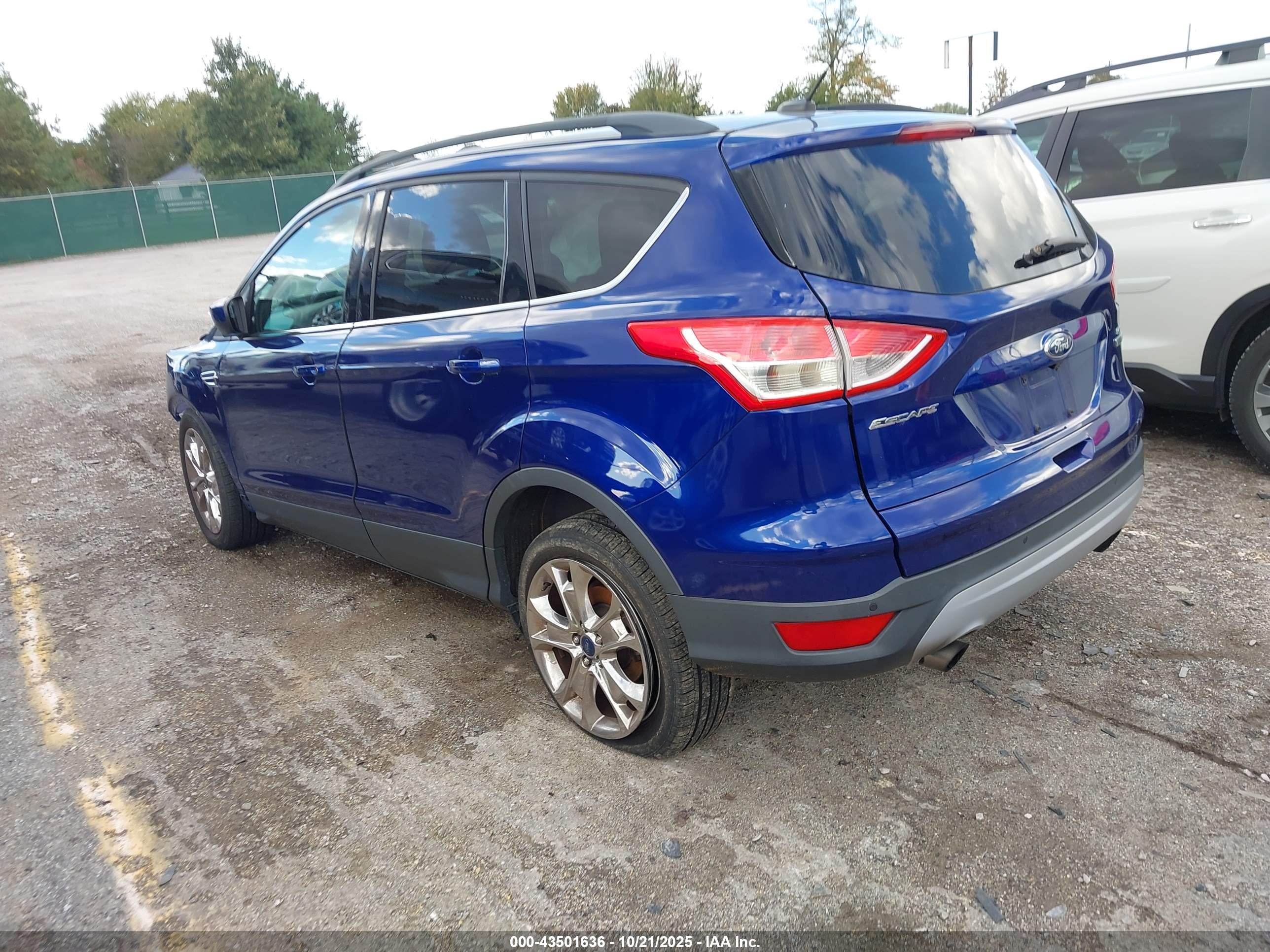 FORD ESCAPE image 3