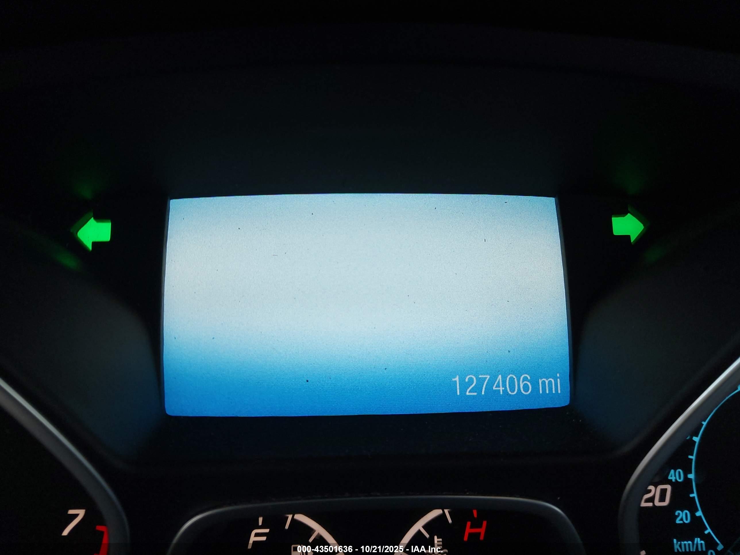 FORD ESCAPE image 7
