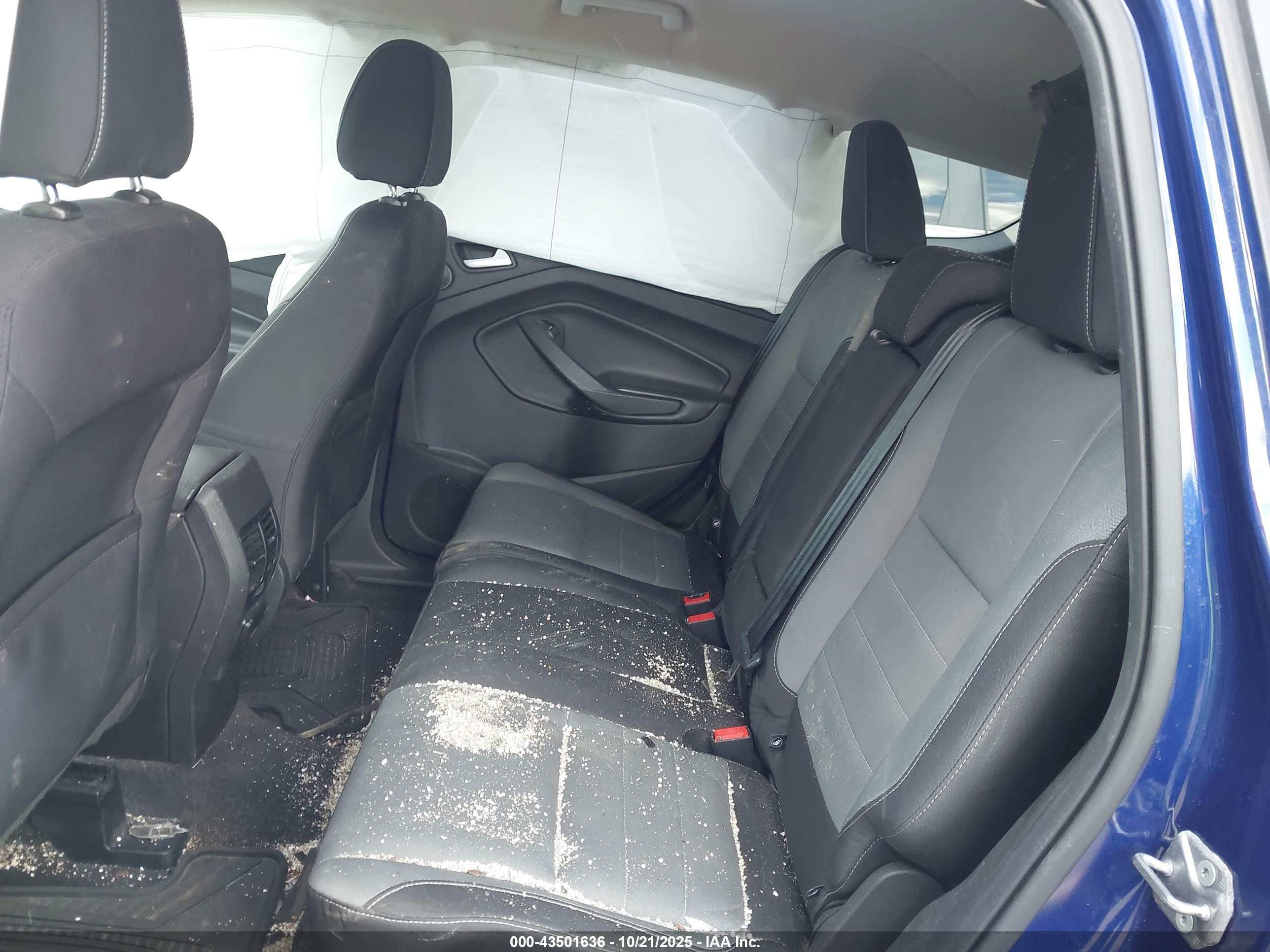 FORD ESCAPE image 8