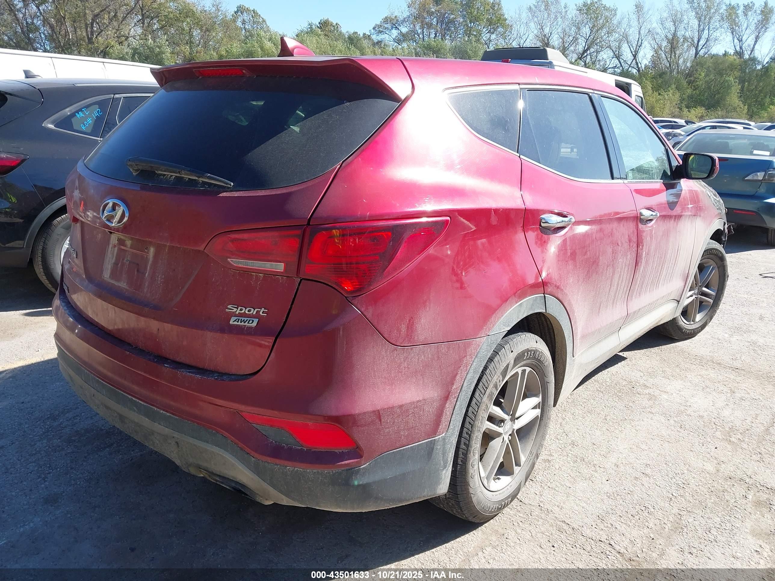 HYUNDAI SANTA image 4