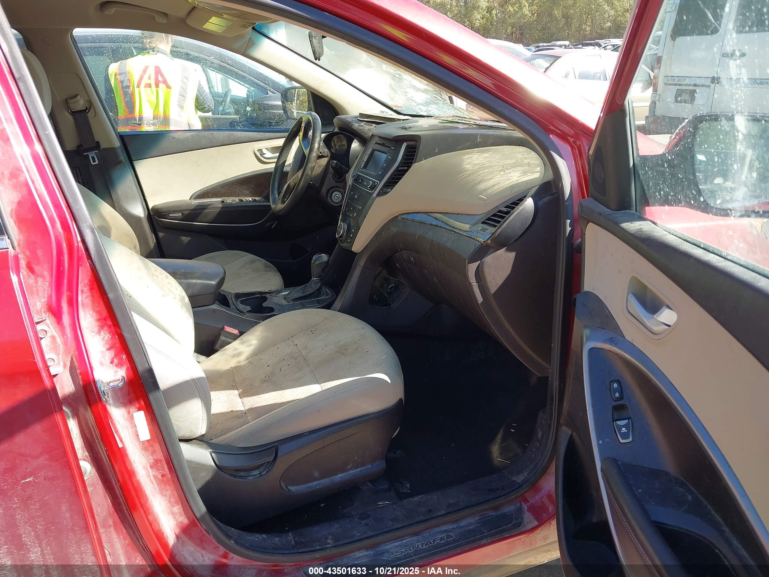 HYUNDAI SANTA image 5