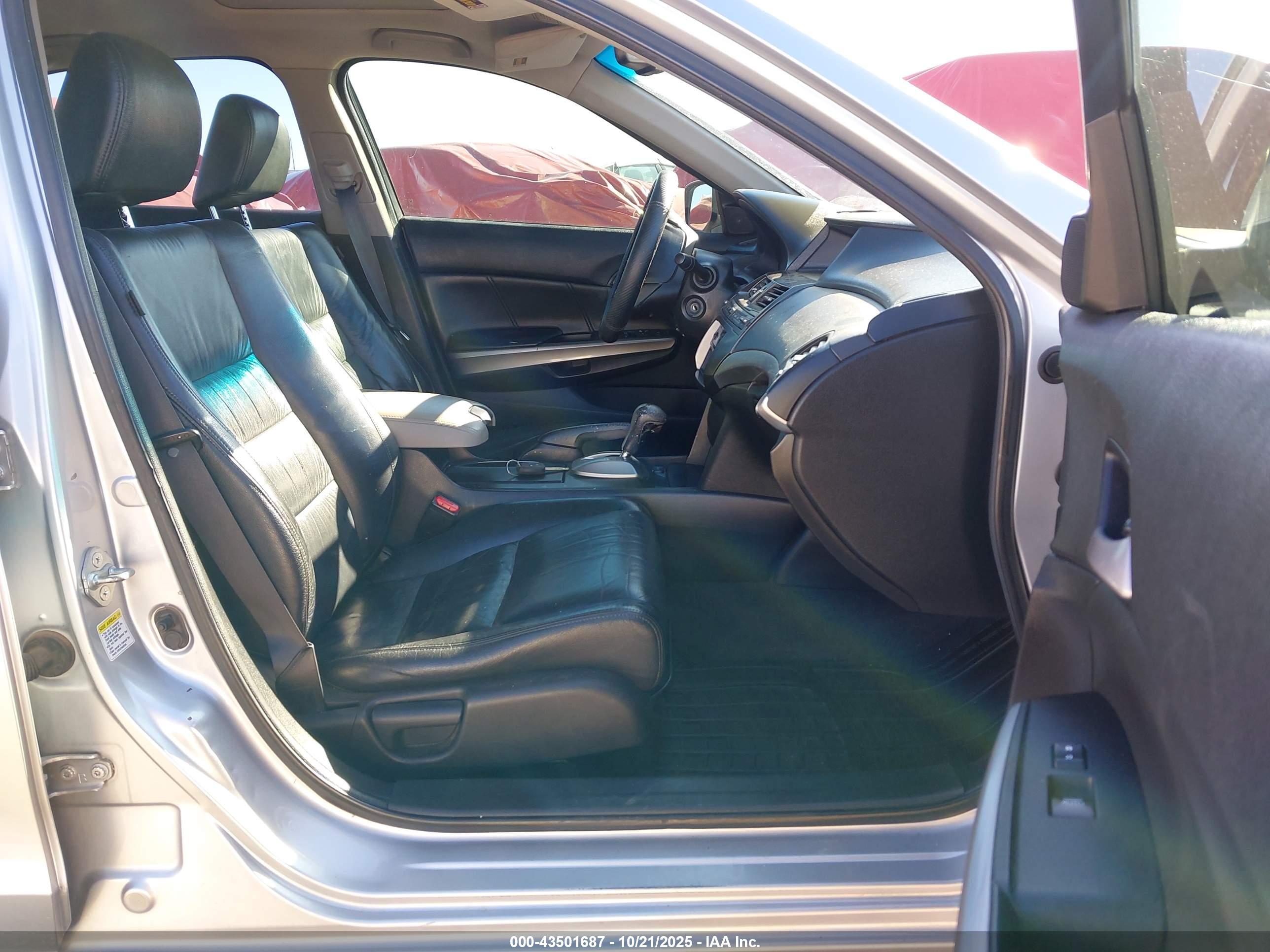 HONDA ACCORD image 5