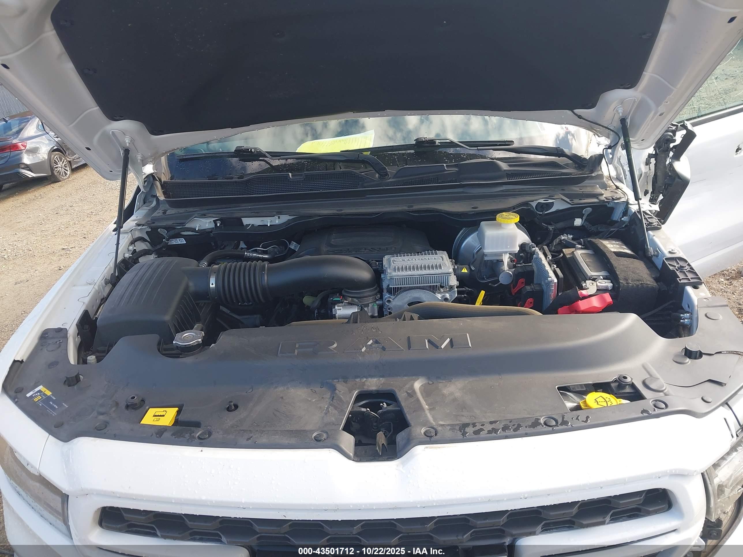 RAM 1500 image 10