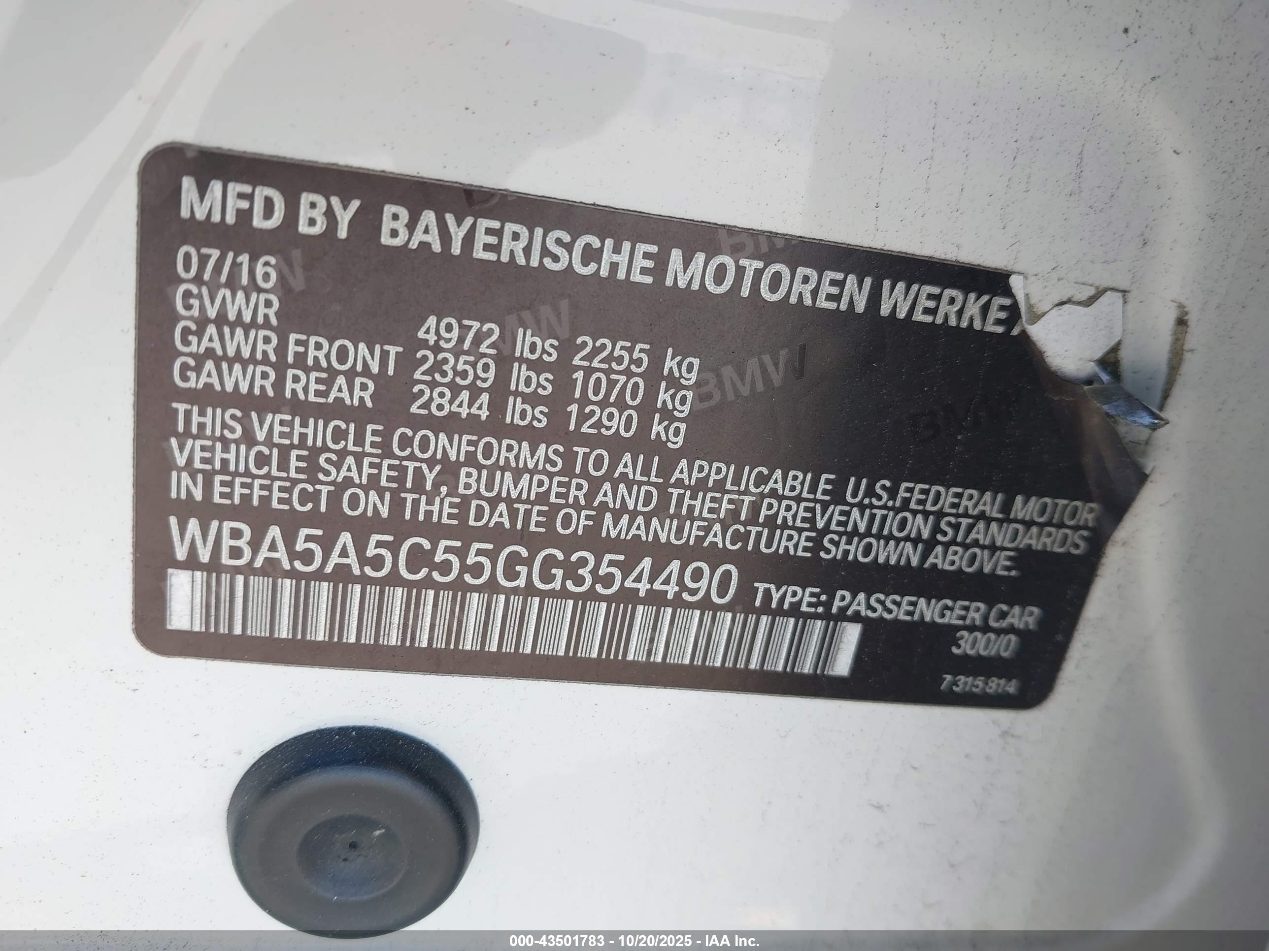 BMW 528I image 9