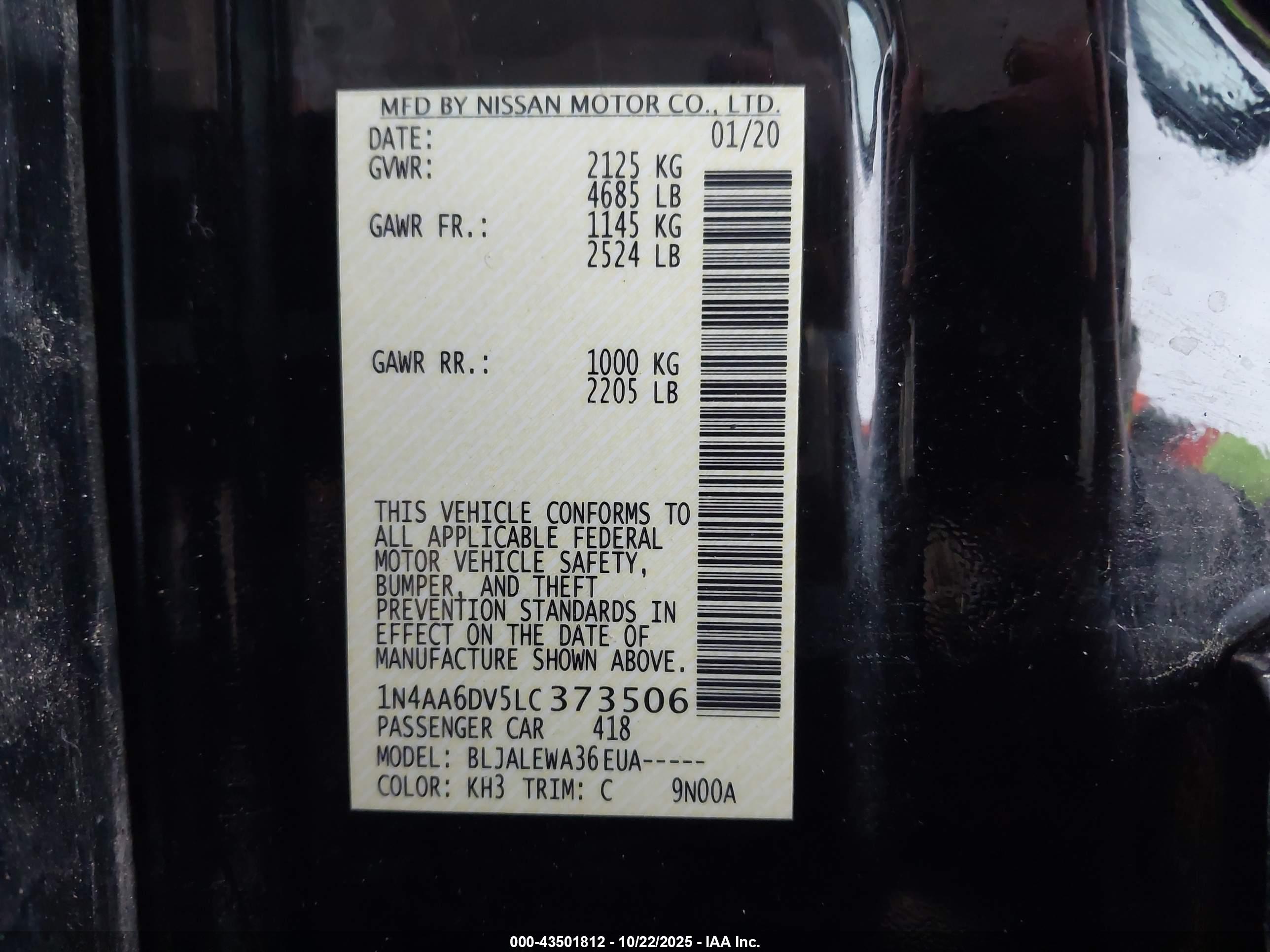 NISSAN MAXIMA image 9