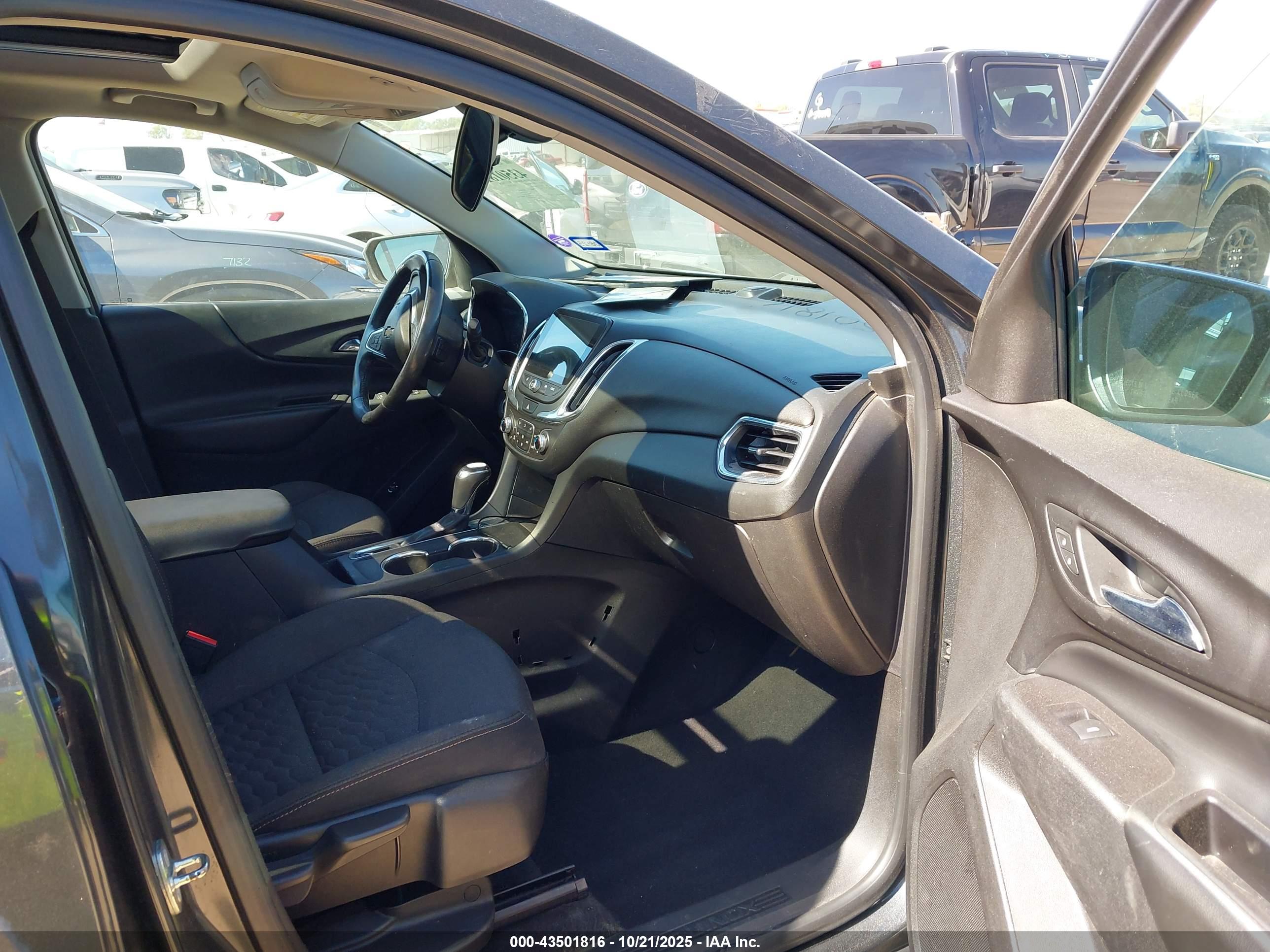 CHEVROLET EQUINOX image 5