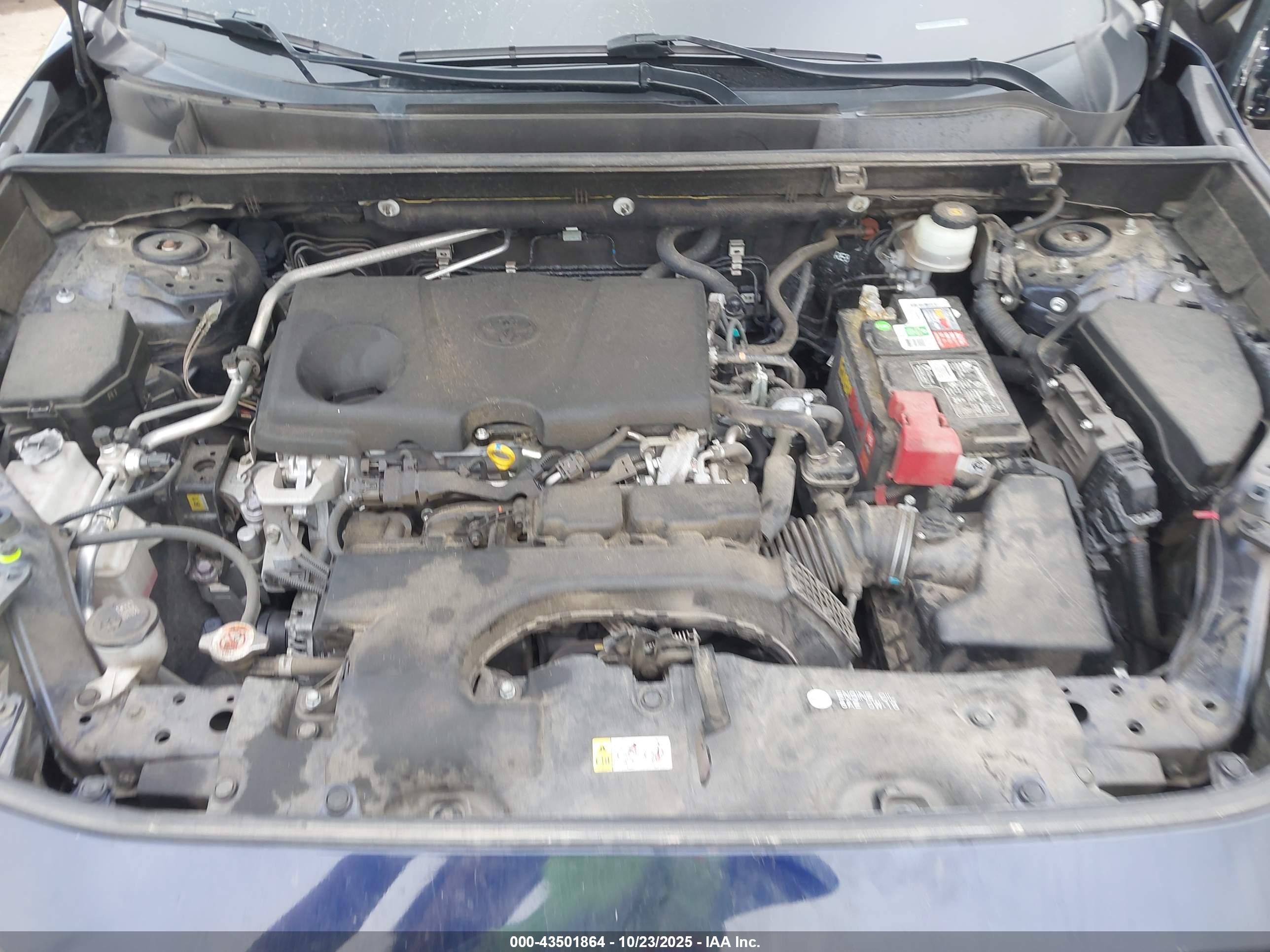 TOYOTA RAV4 image 10
