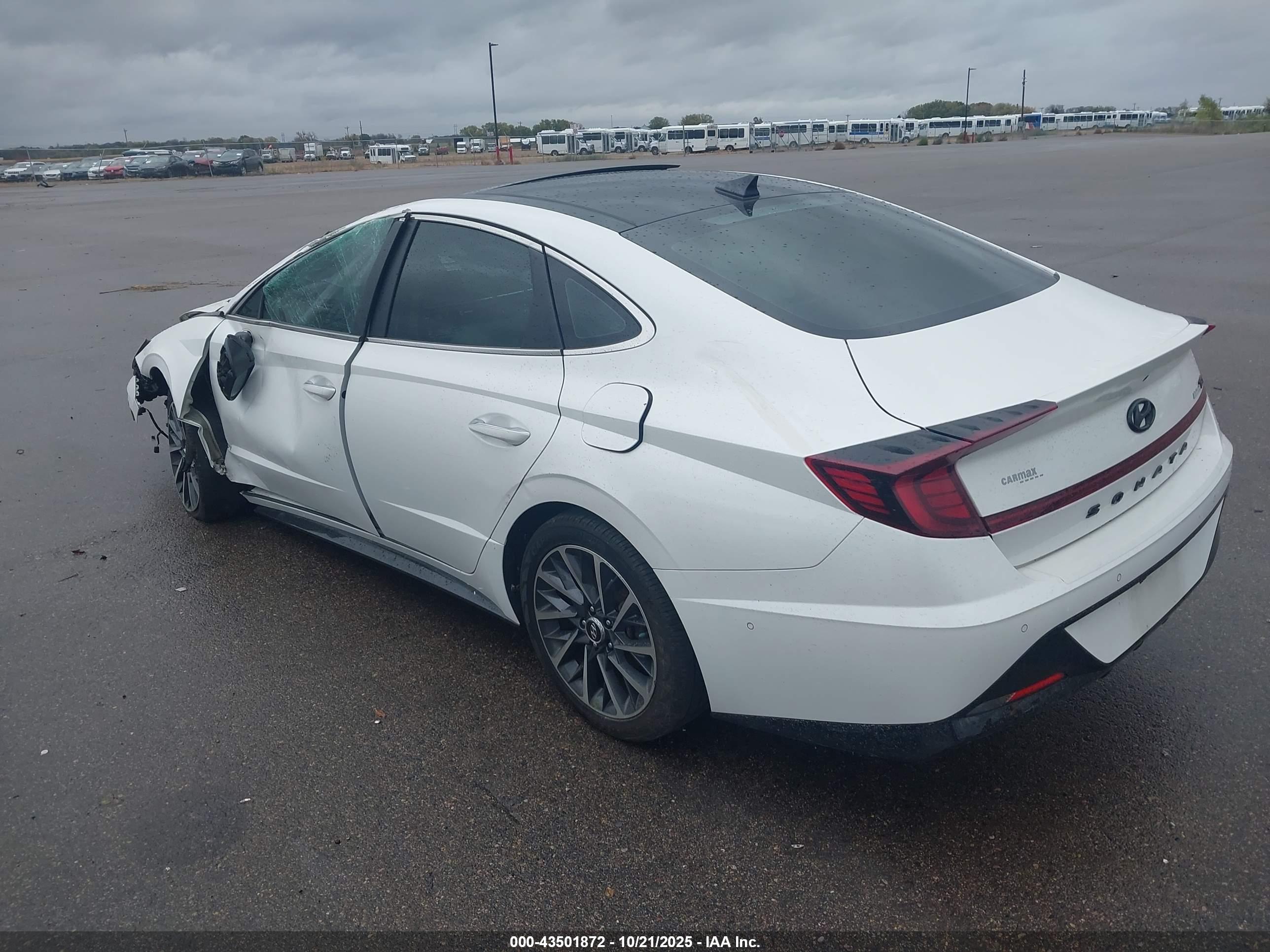 HYUNDAI SONATA image 3
