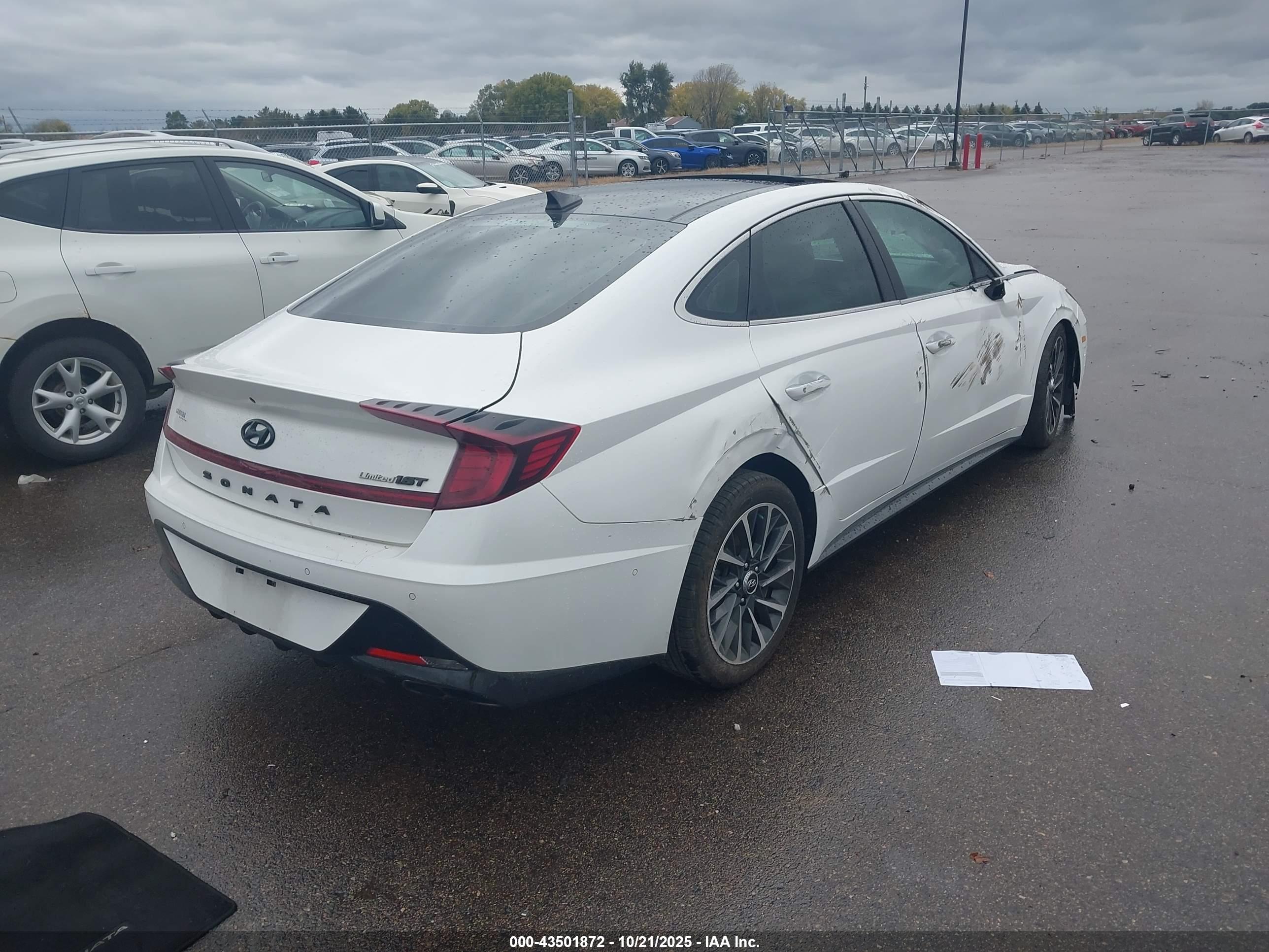 HYUNDAI SONATA image 4