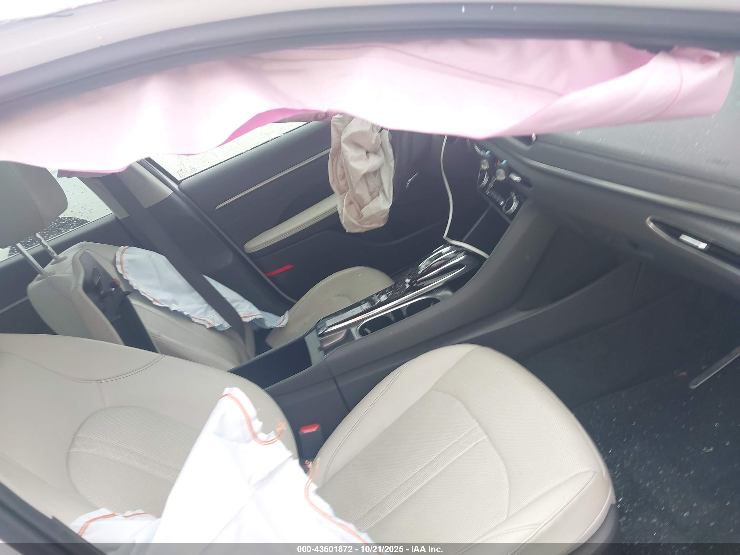 HYUNDAI SONATA image 5