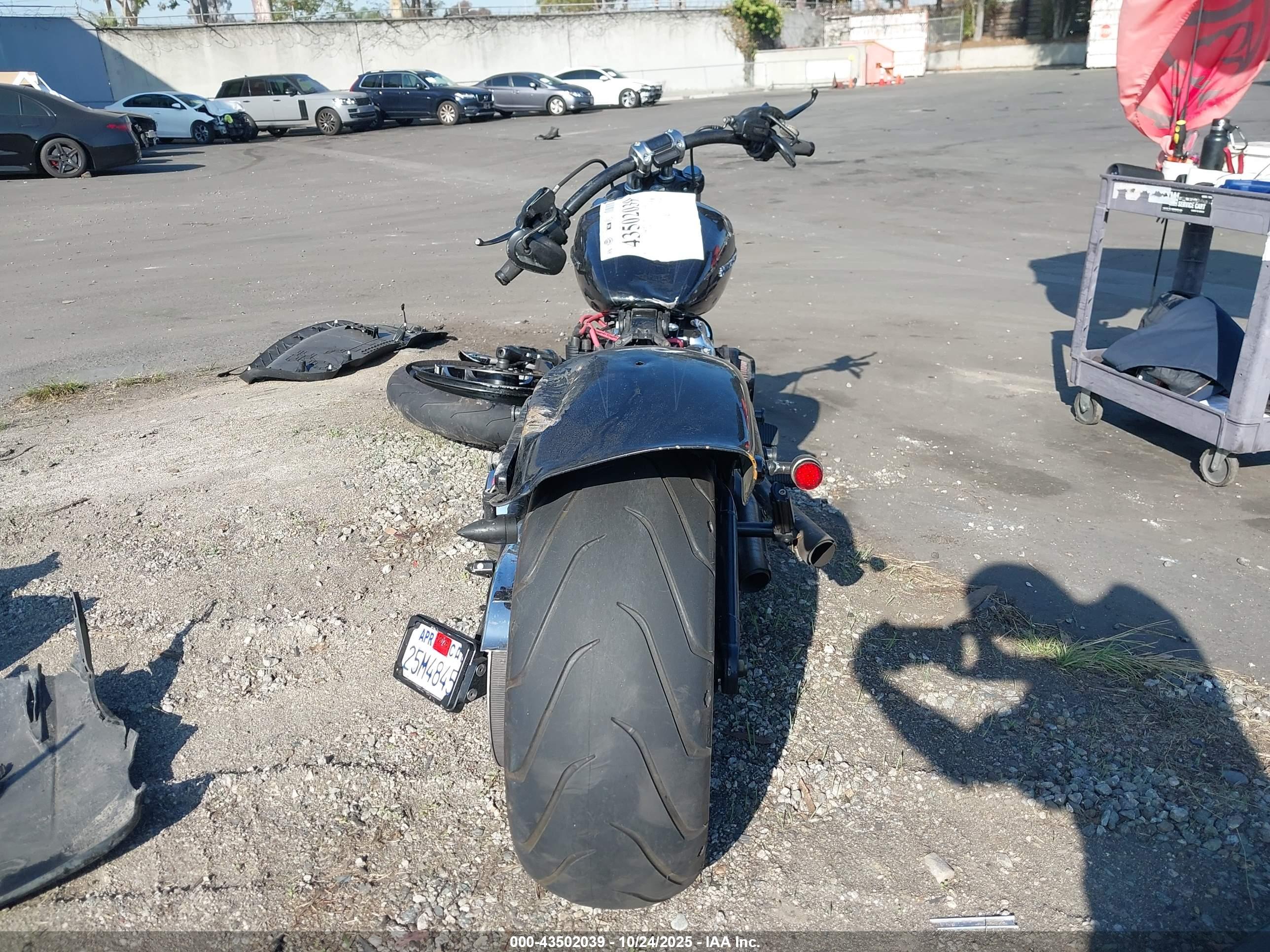 HARLEY-DAVIDSON FXBRS image 6