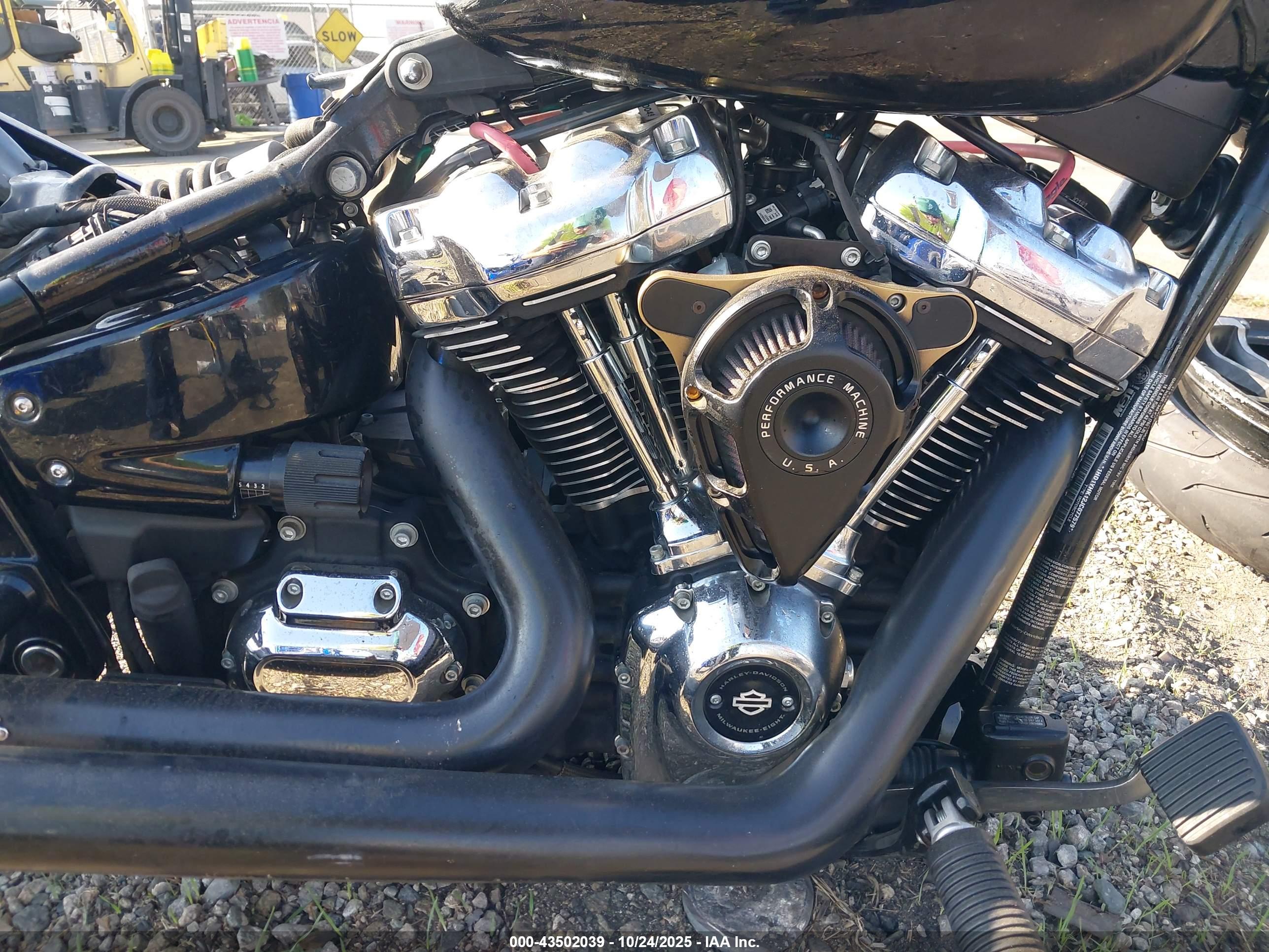 HARLEY-DAVIDSON FXBRS image 8