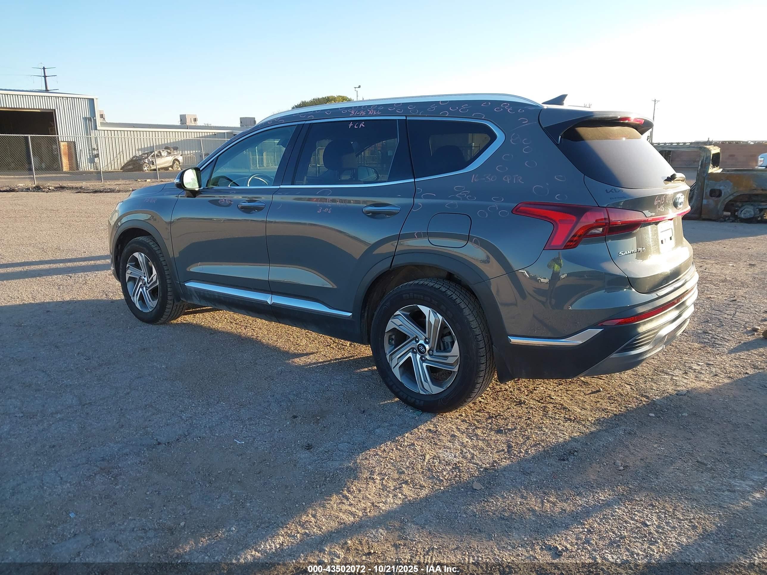 HYUNDAI SANTA image 3