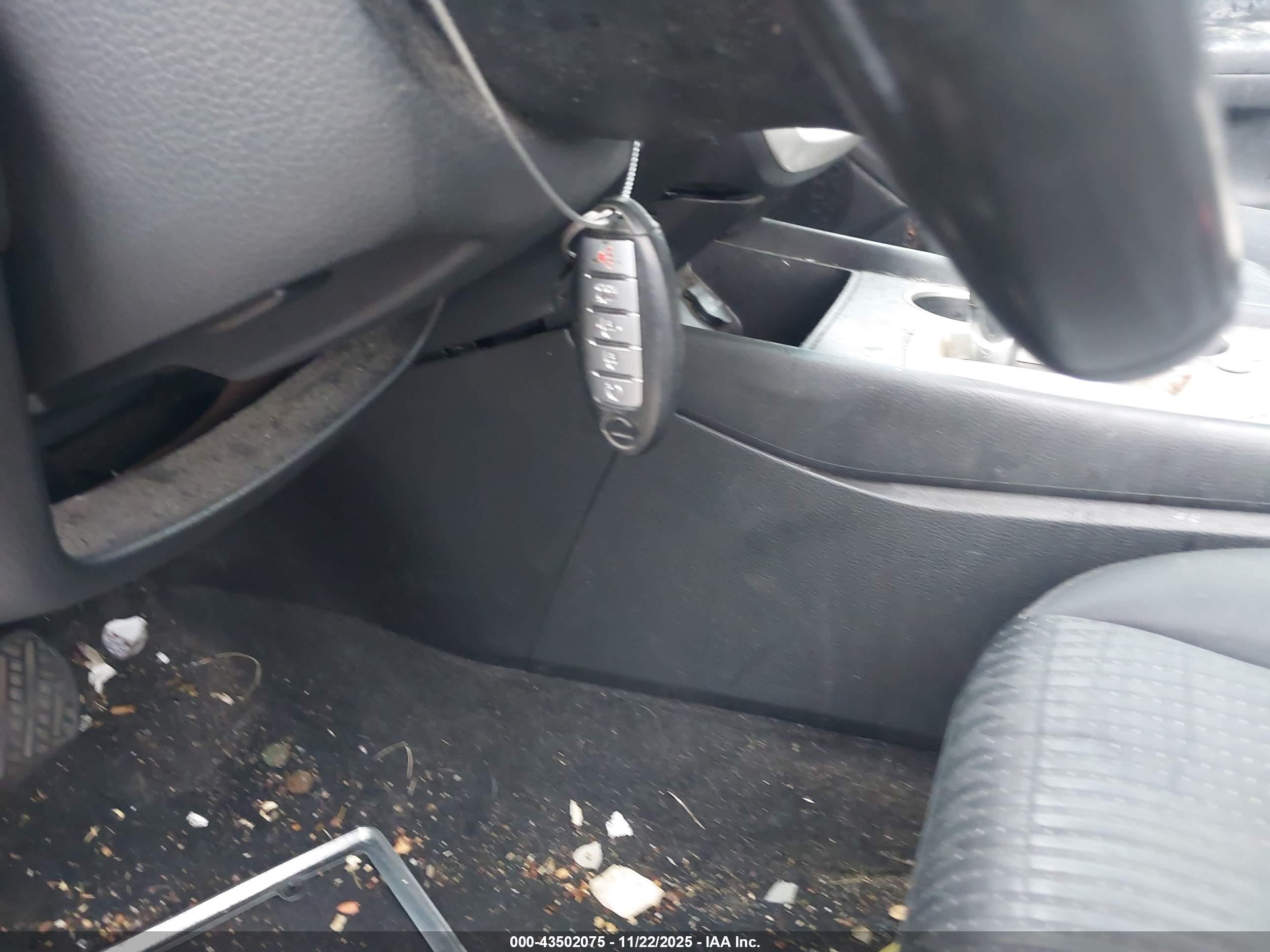 NISSAN ALTIMA image 11