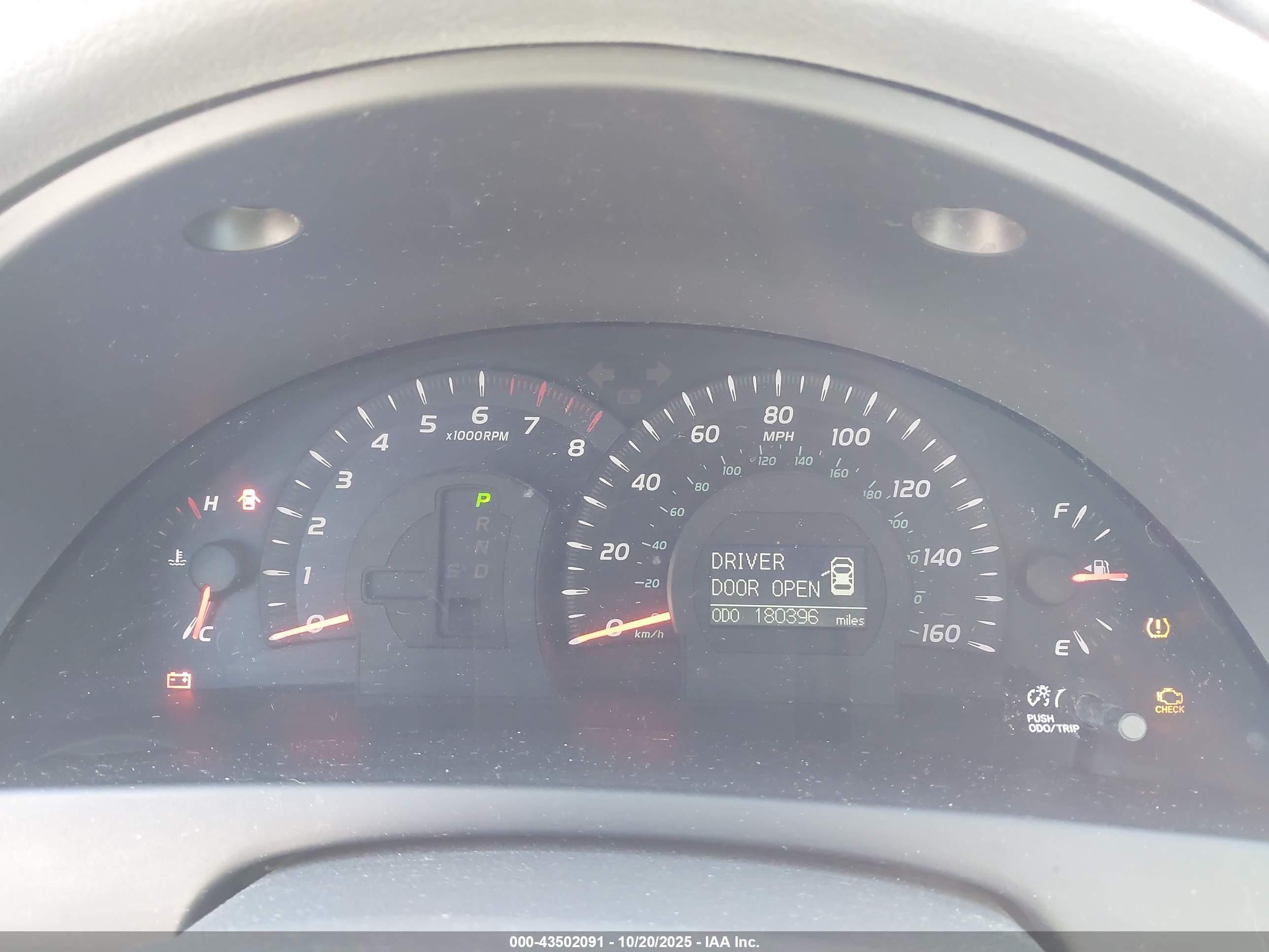 TOYOTA CAMRY image 7