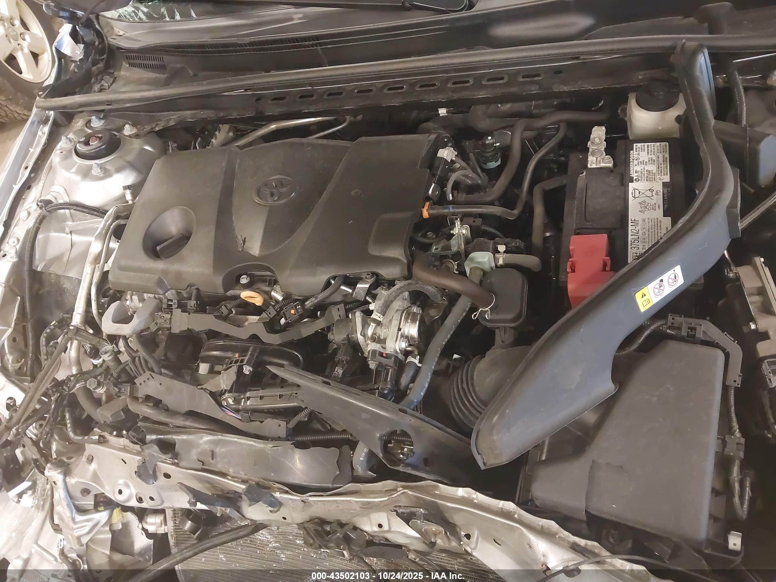 TOYOTA CAMRY image 10