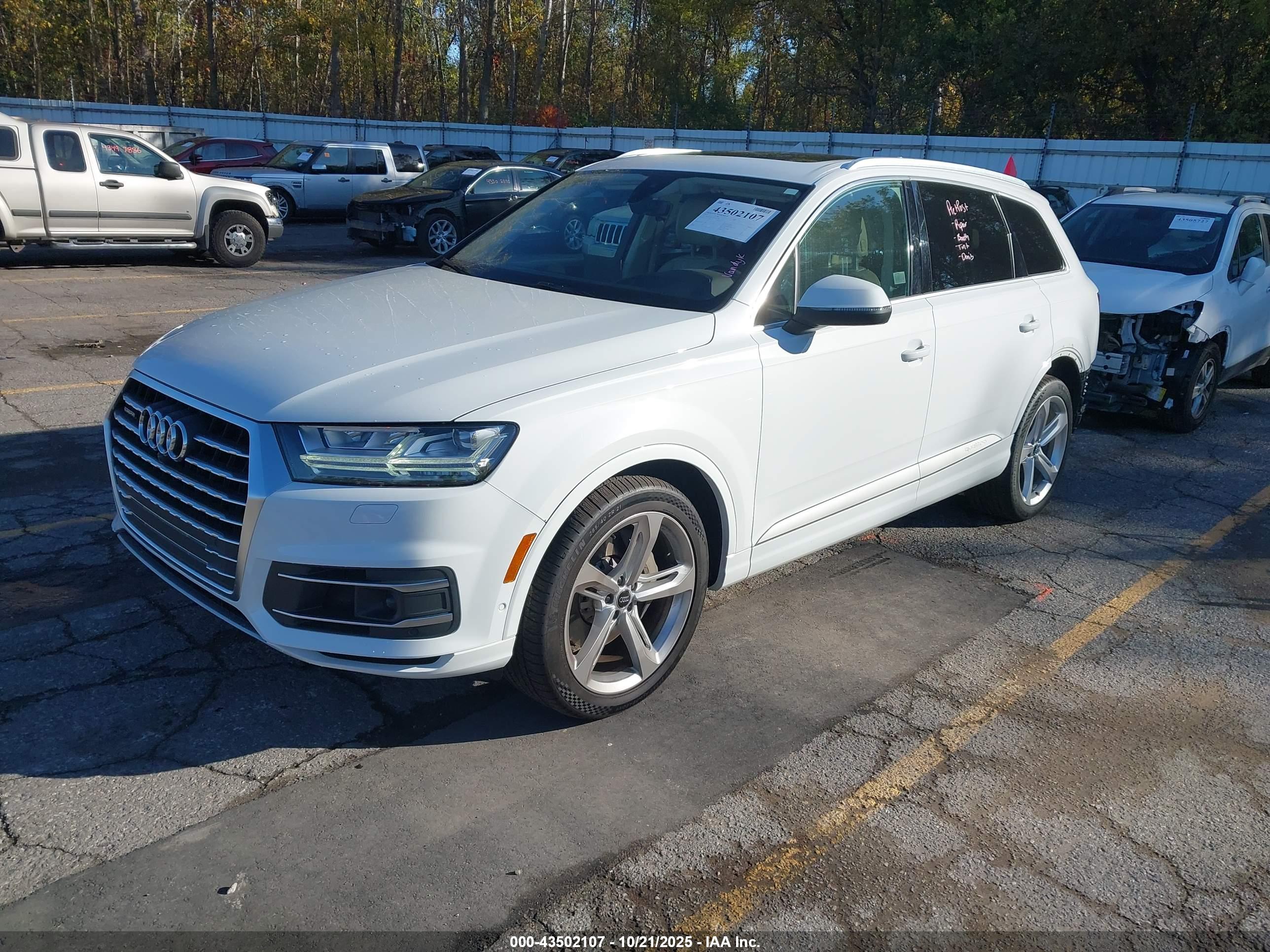 AUDI Q7 image 2