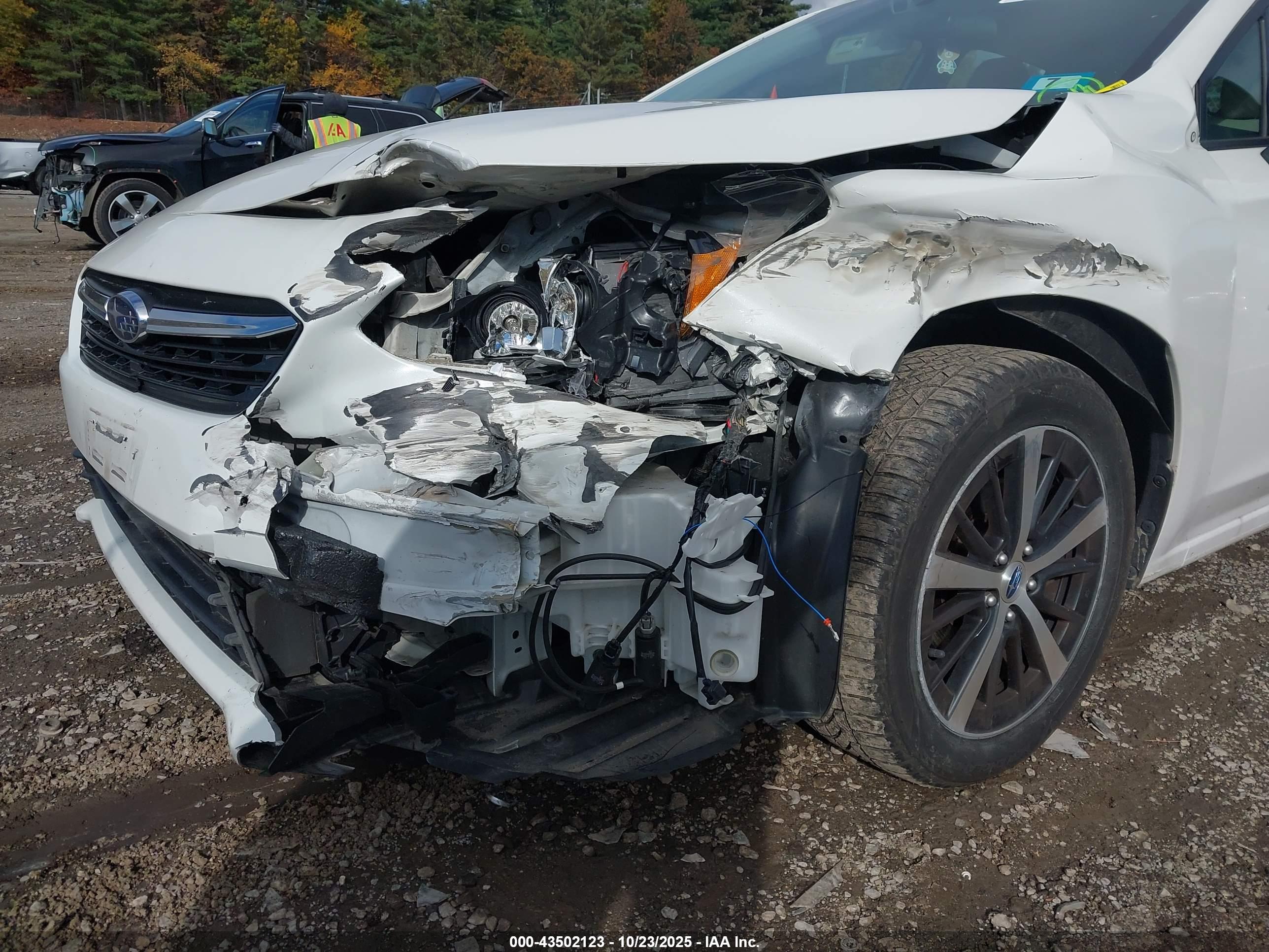 SUBARU IMPREZA image 6