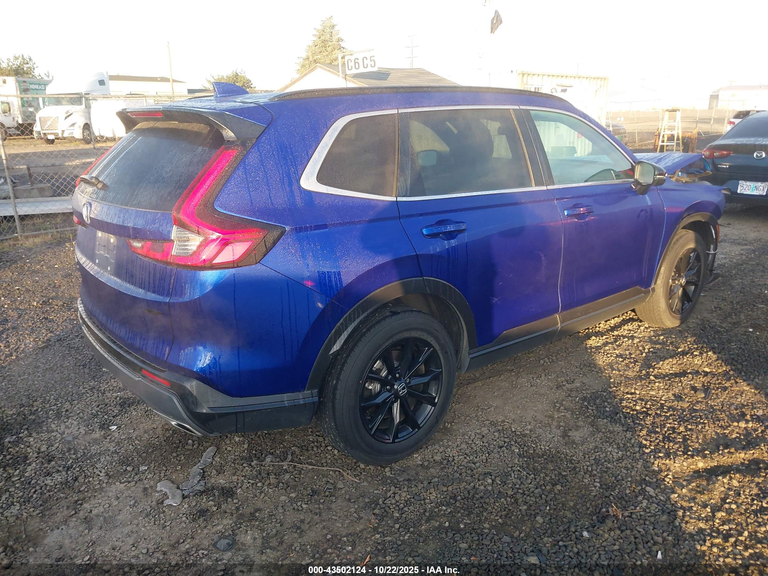 HONDA CR-V image 4