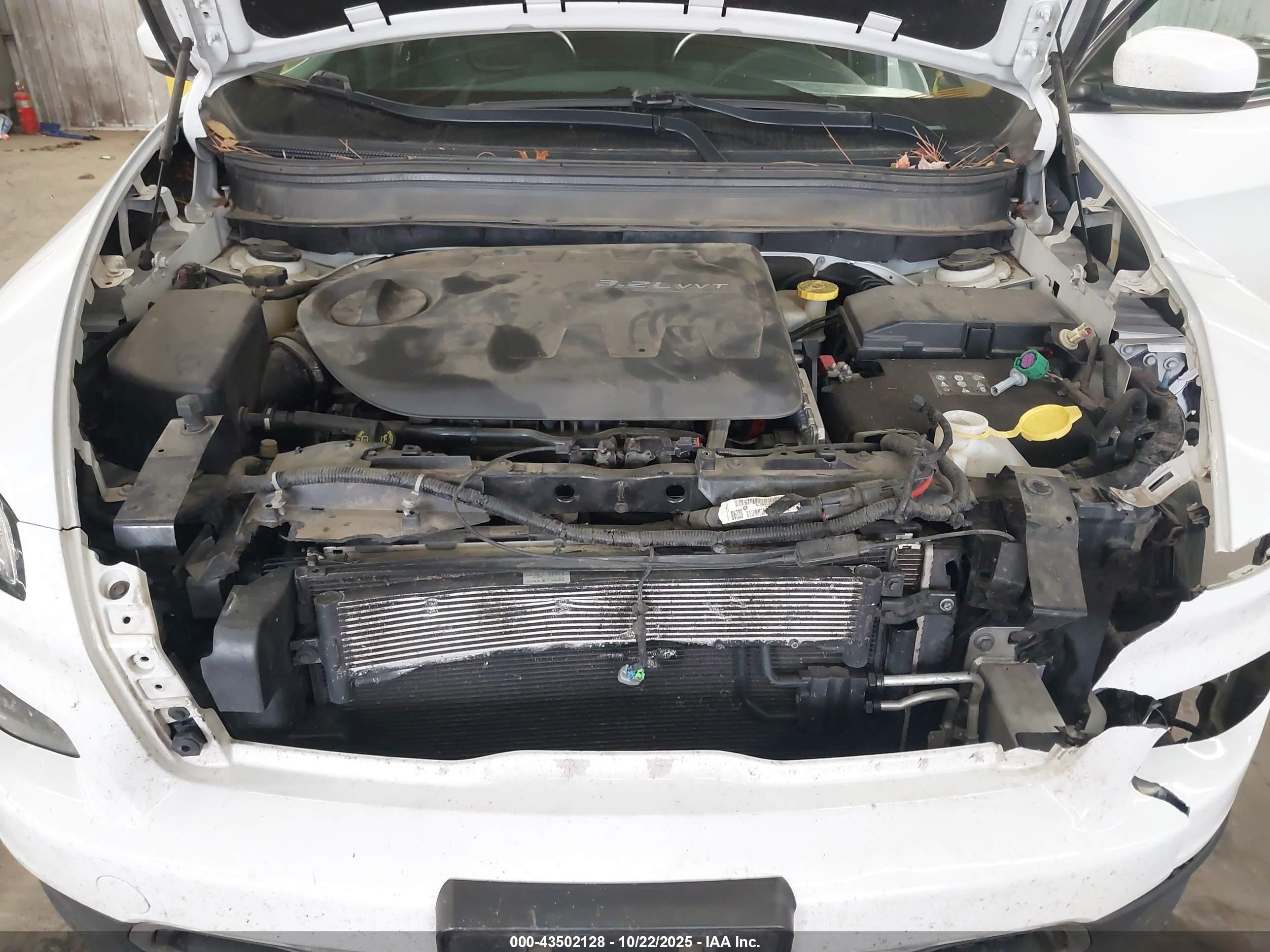 JEEP CHEROKEE image 10