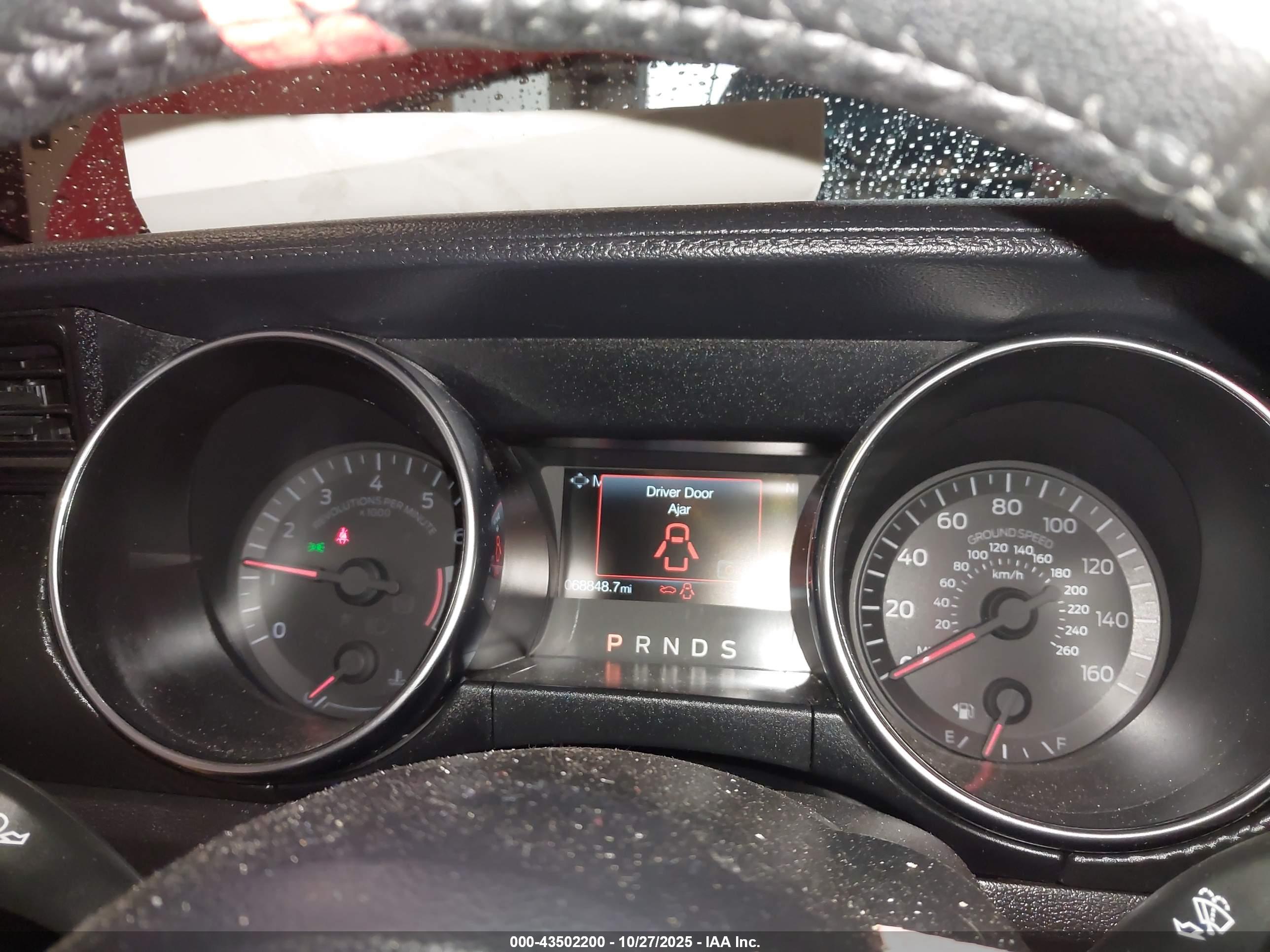 FORD MUSTANG image 7