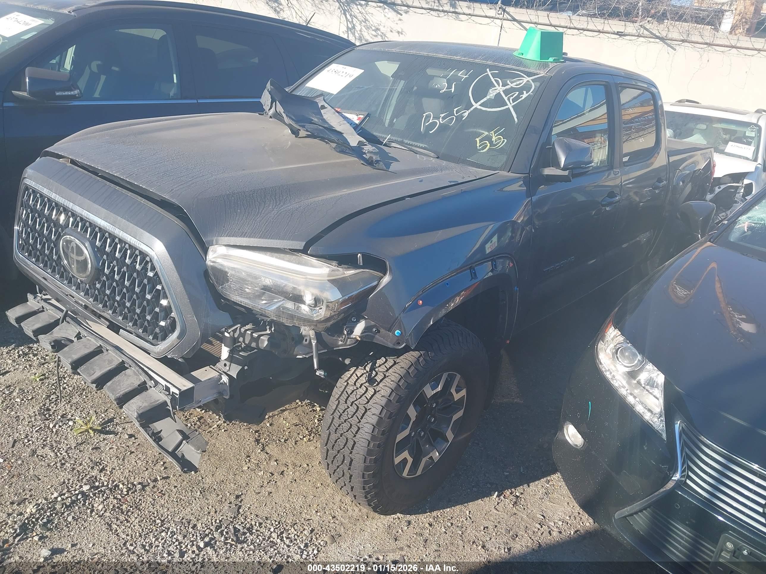 TOYOTA TACOMA image 2