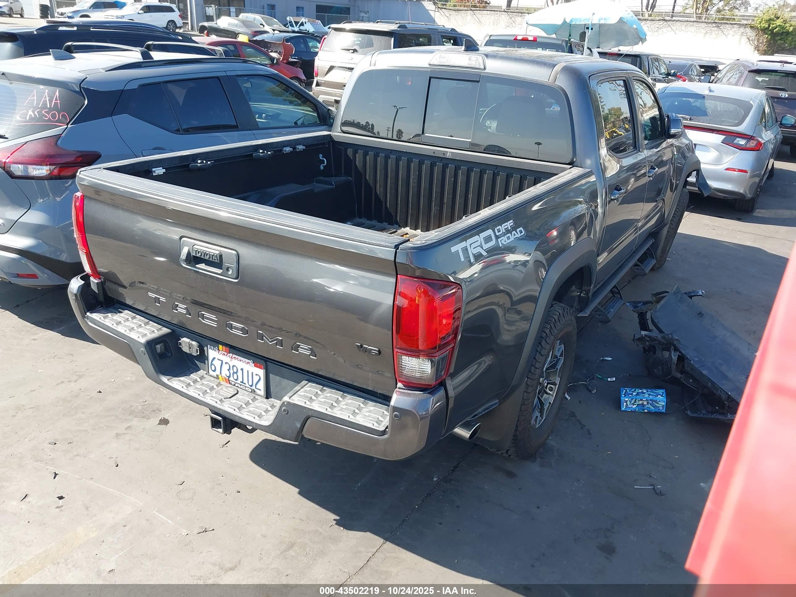 TOYOTA TACOMA image 4