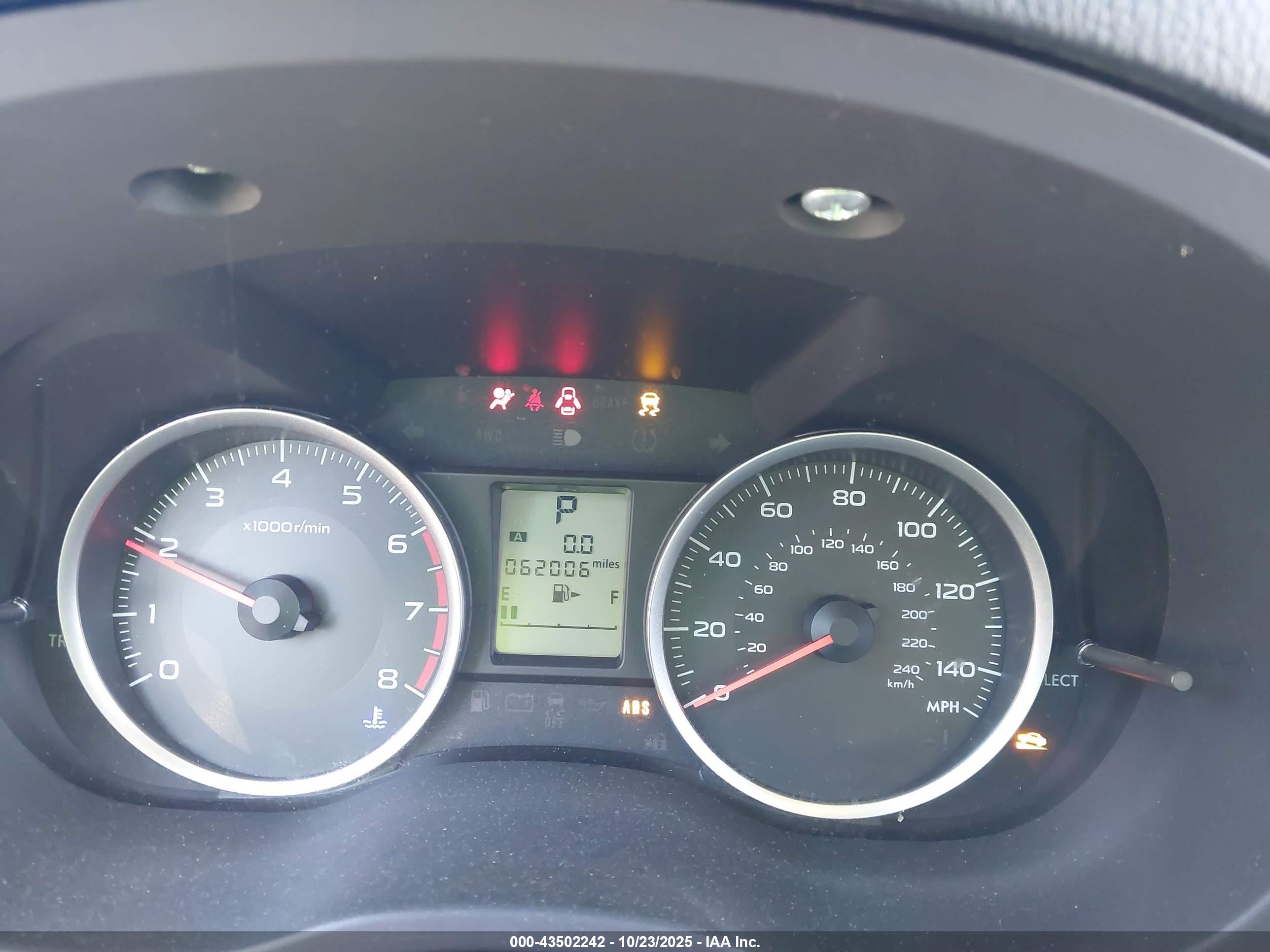 SUBARU FORESTER image 7